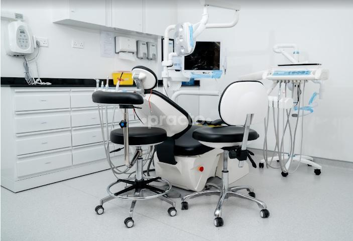 Hadiya Dental Center L.L.C Dubai Dubai