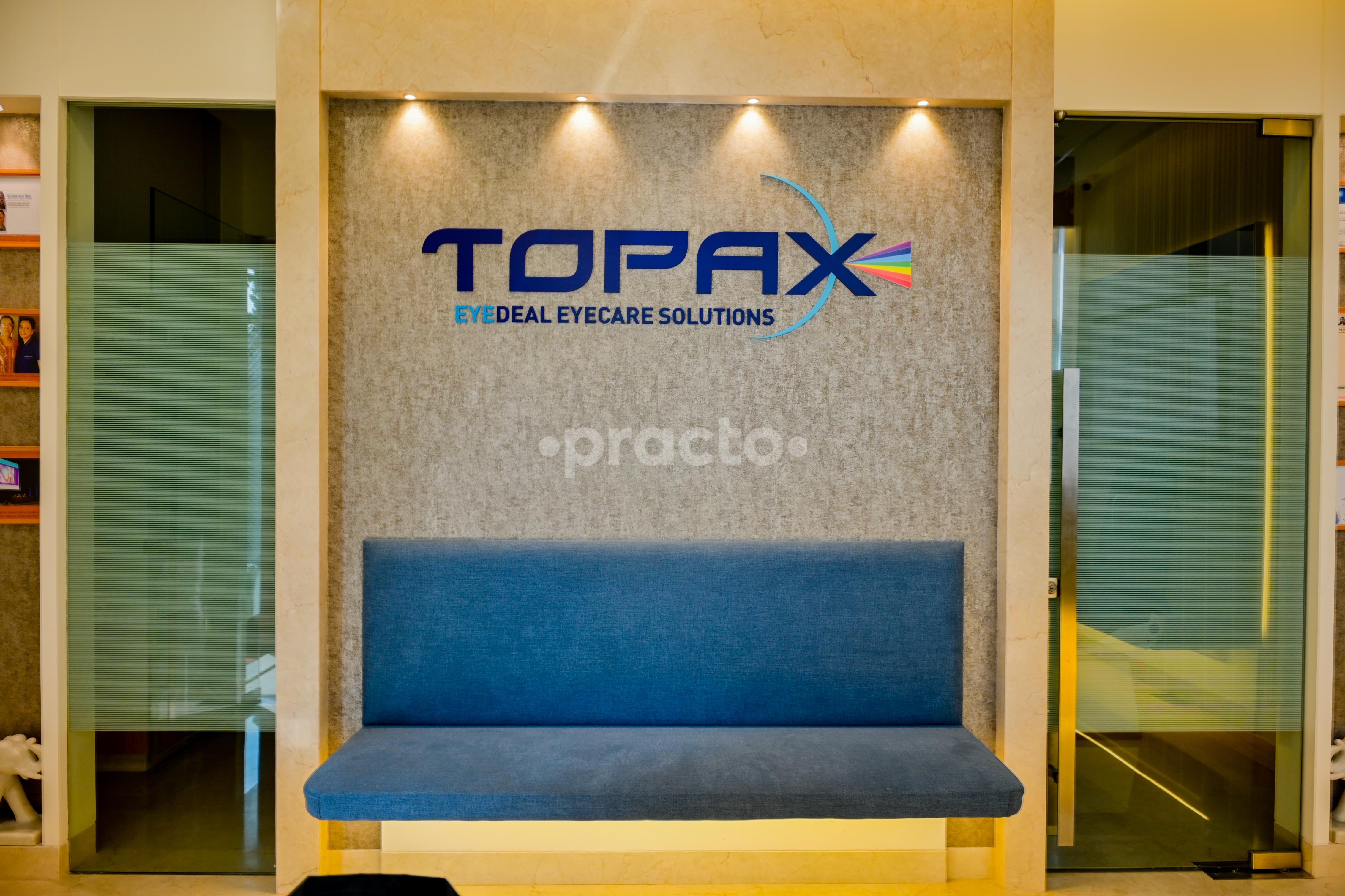 Reception Area at Topax Eye Care Vileparle East Mumbai