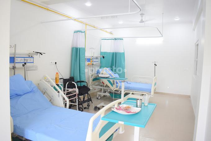 Operation Room at Treatmedlogy Clinic Sector 143B Noida
