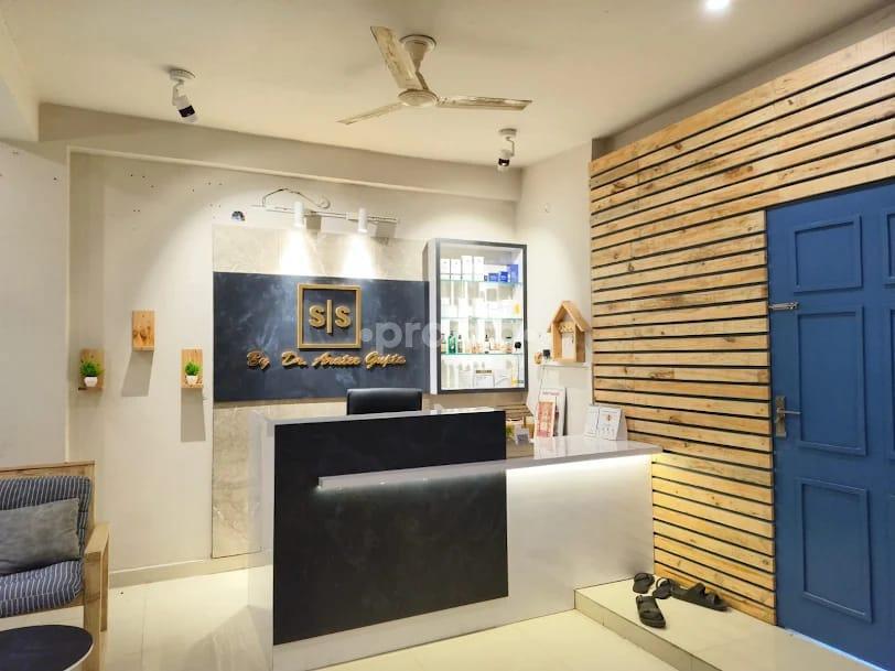 Smile Studio By Dr. Aratee Lahartara Varanasi