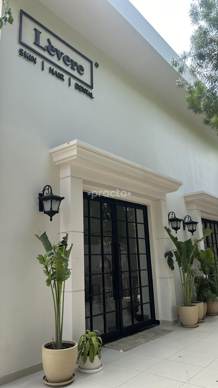 Outside Area at Lèvere Healthcare Hauz Khas Delhi