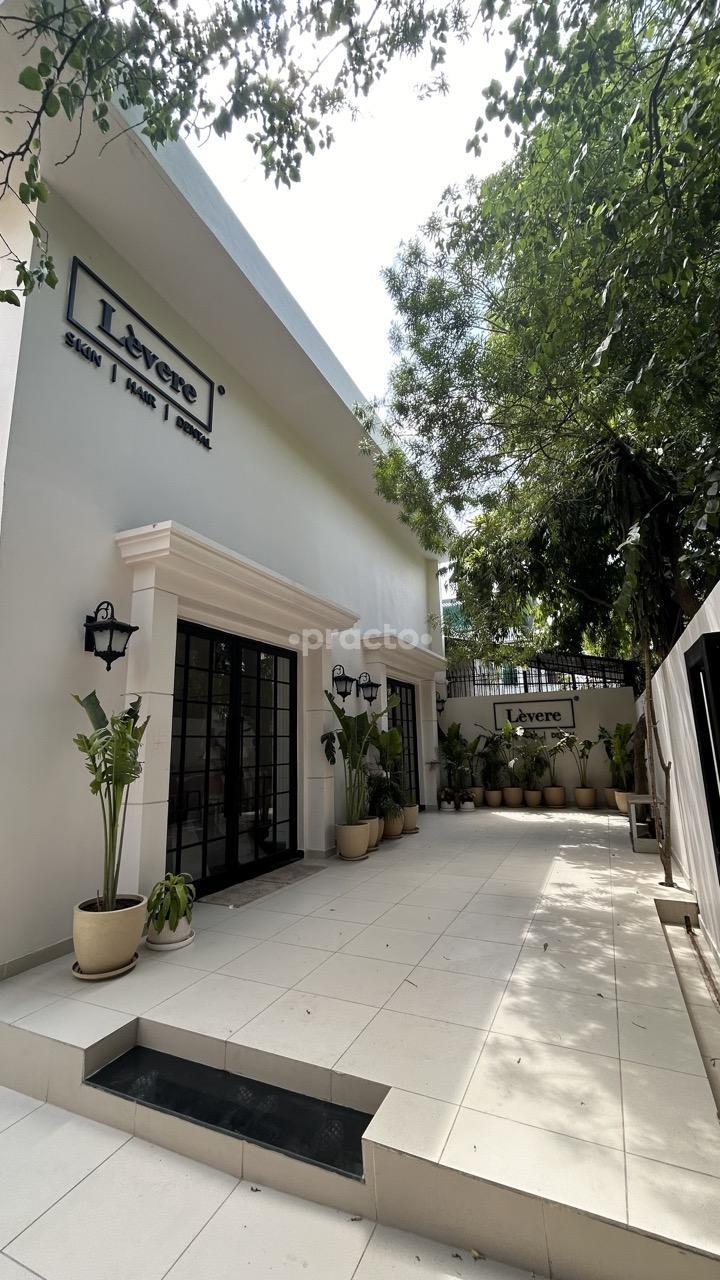 Outside Area at Lèvere Healthcare Hauz Khas Delhi