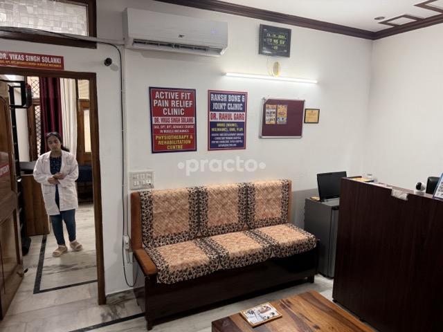 Reception Area at Ransh Bone and Joint Clinic Saraswati Vihar Delhi