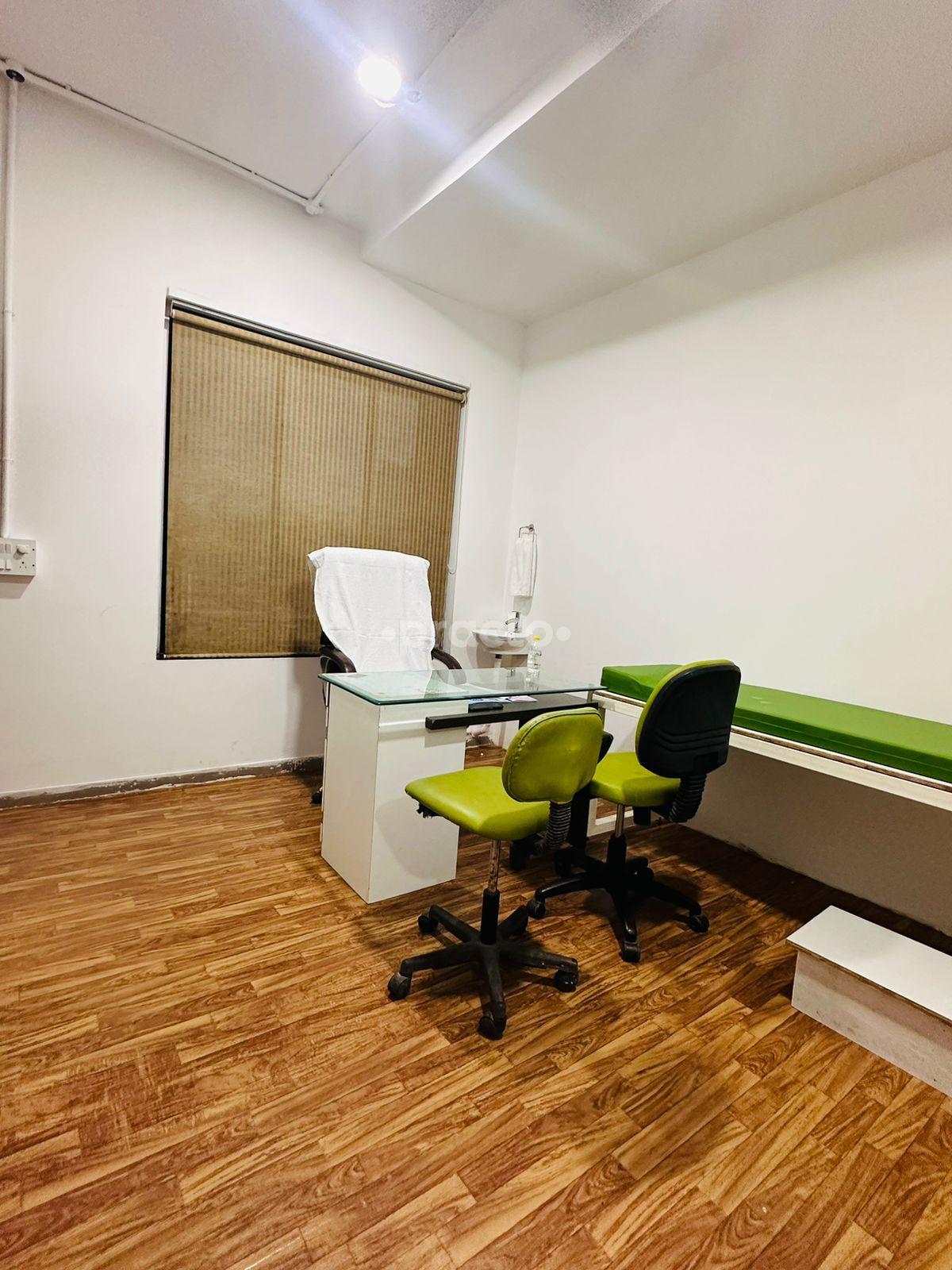 Consultation Room at Relief Clinic Viman Nagar Pune