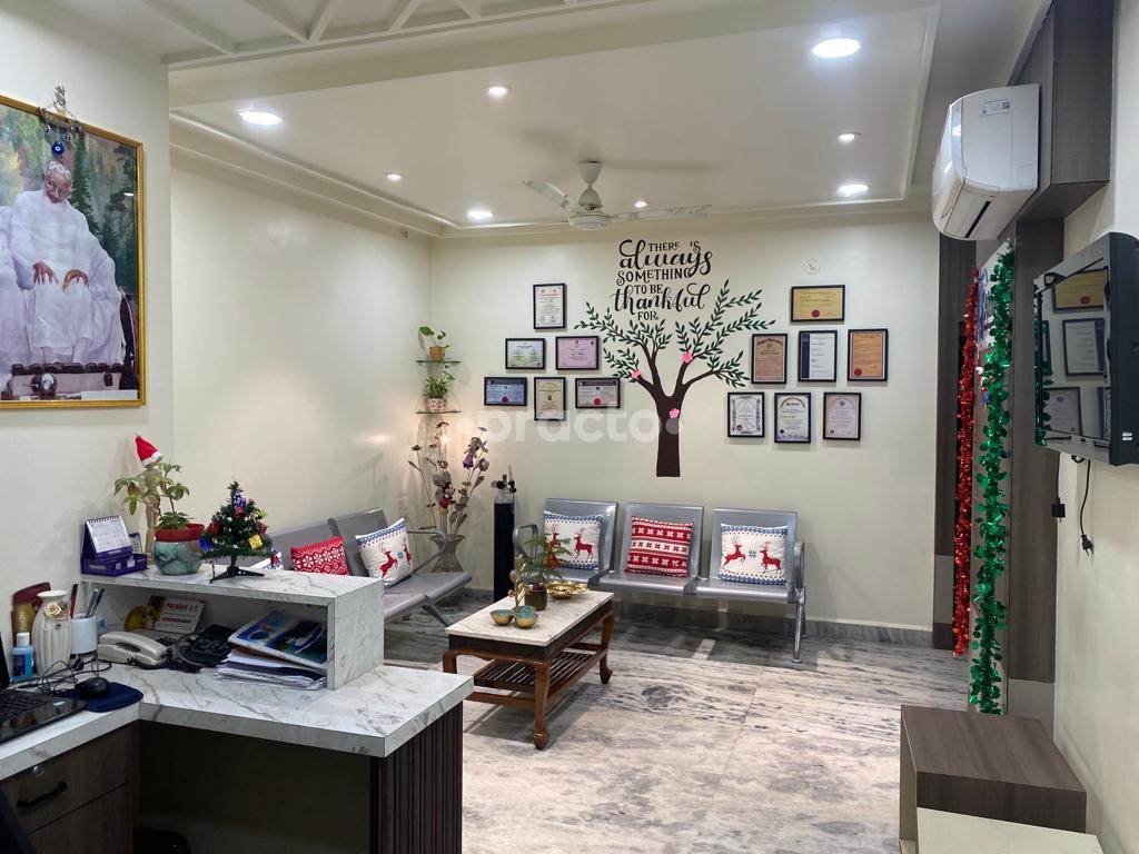 Waiting Area at Akhtar’s Physiotherapy, Rehabilitations And Research Centre Rajnagar Nagpur