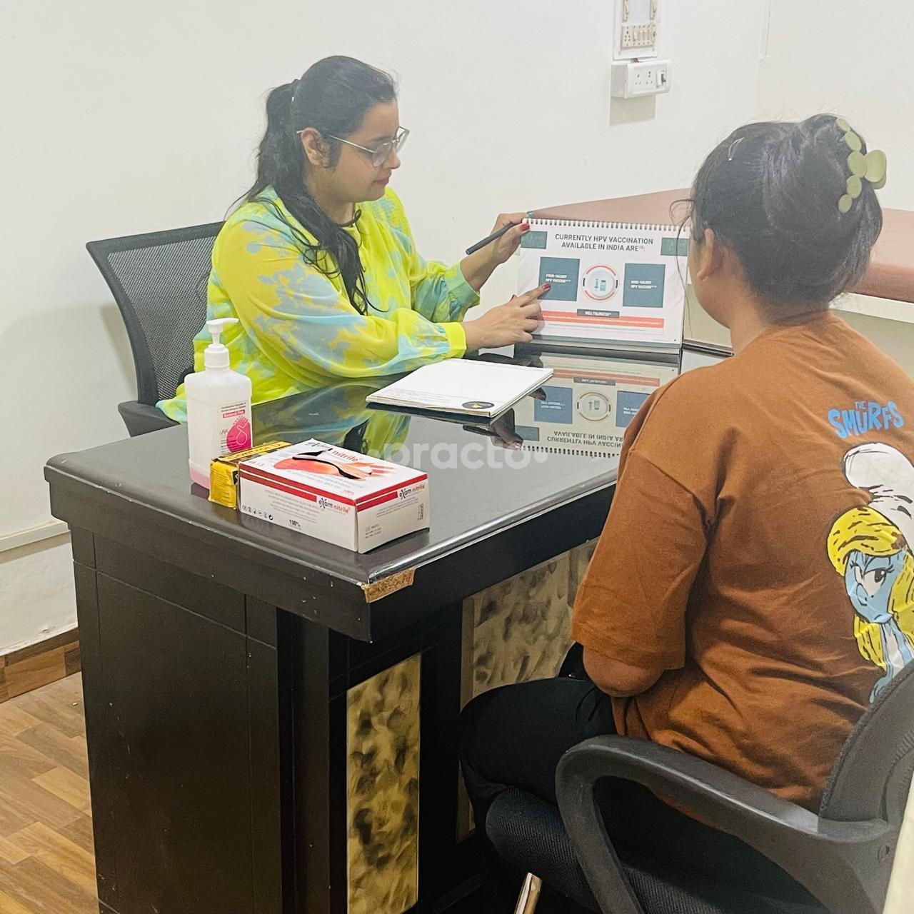Consultation Room at Dr. Sheenam Jain Clinic Pitampura Delhi