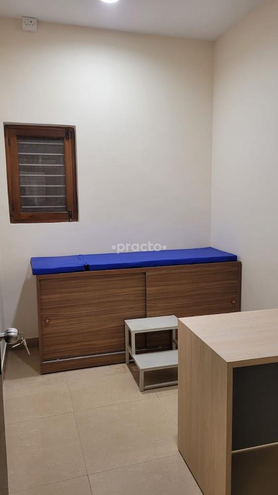 Outside Area at Allo Sexual Health Clinic Thane West Thane