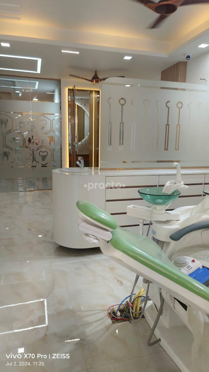 Equipment Area at Bhatia Dento Pulse Dwarka Sector 8 Delhi