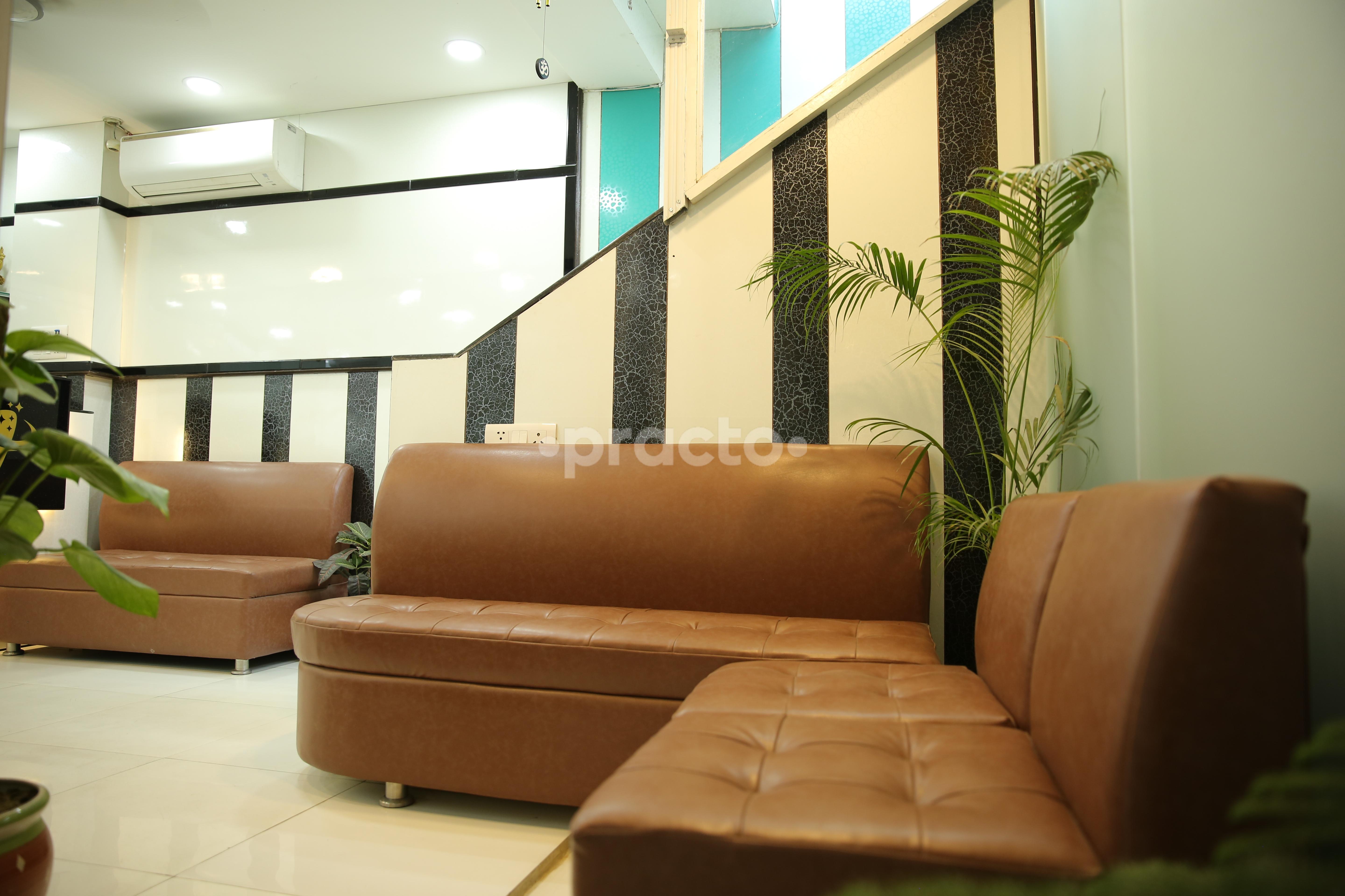 Waiting Area at Modi Polyclinic & Dental Clinic Mukherjee Nagar Delhi
