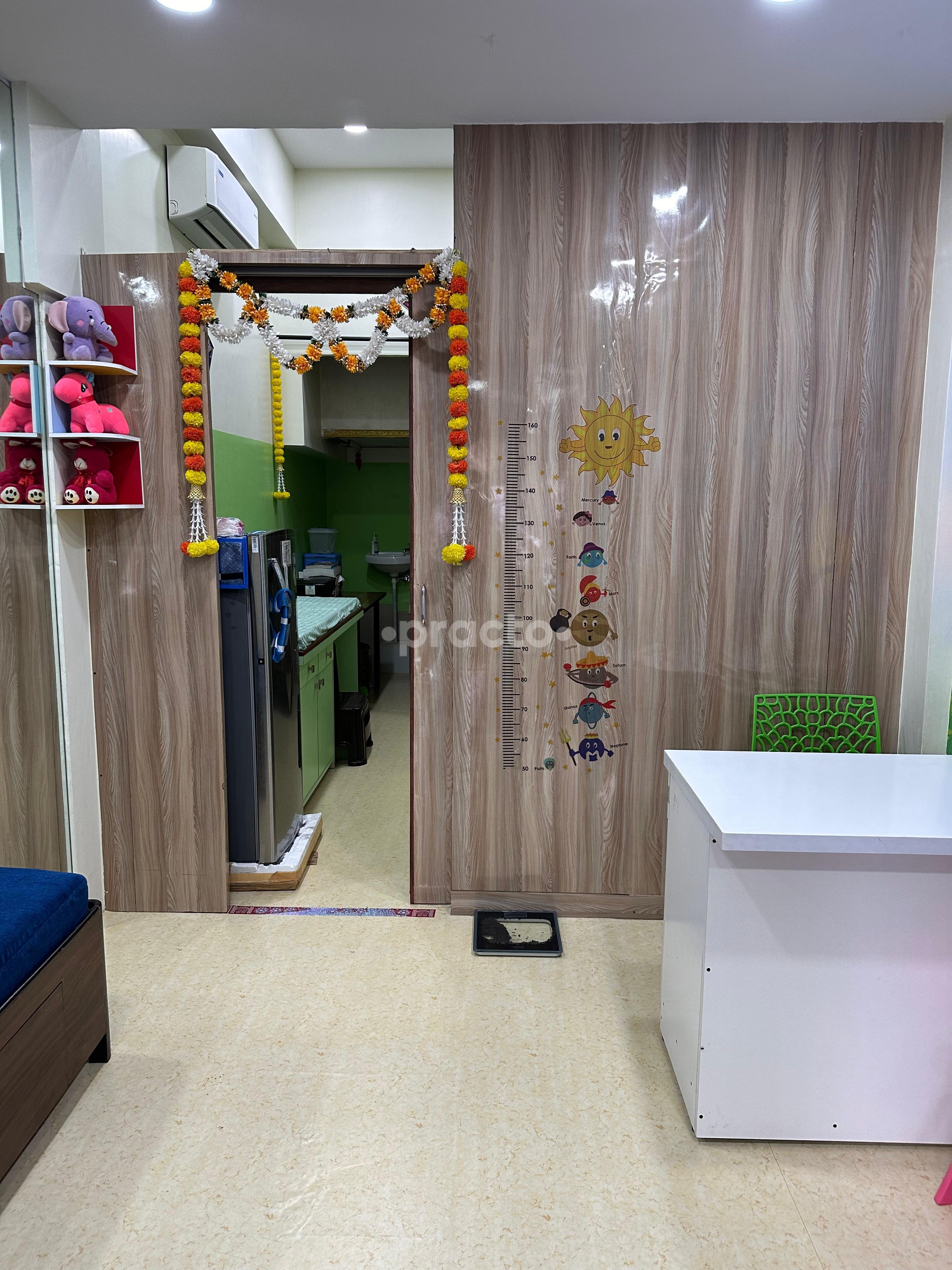 Reception Area at Dr. Nihits Orthopaedics And Sports Injury Centre Powai Mumbai