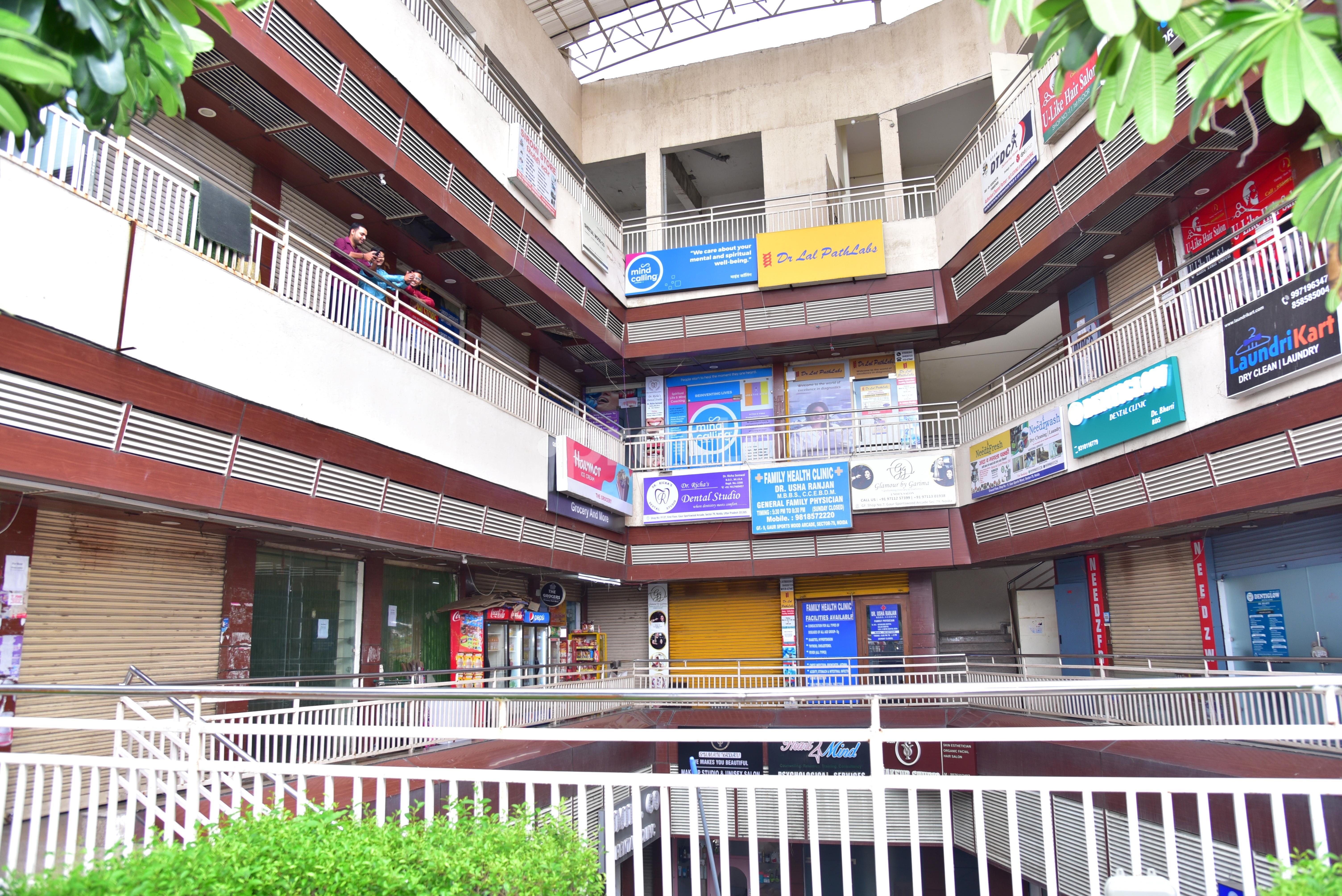 Outside Area at Dr. Richa's Dental Studio Sector 79 Noida