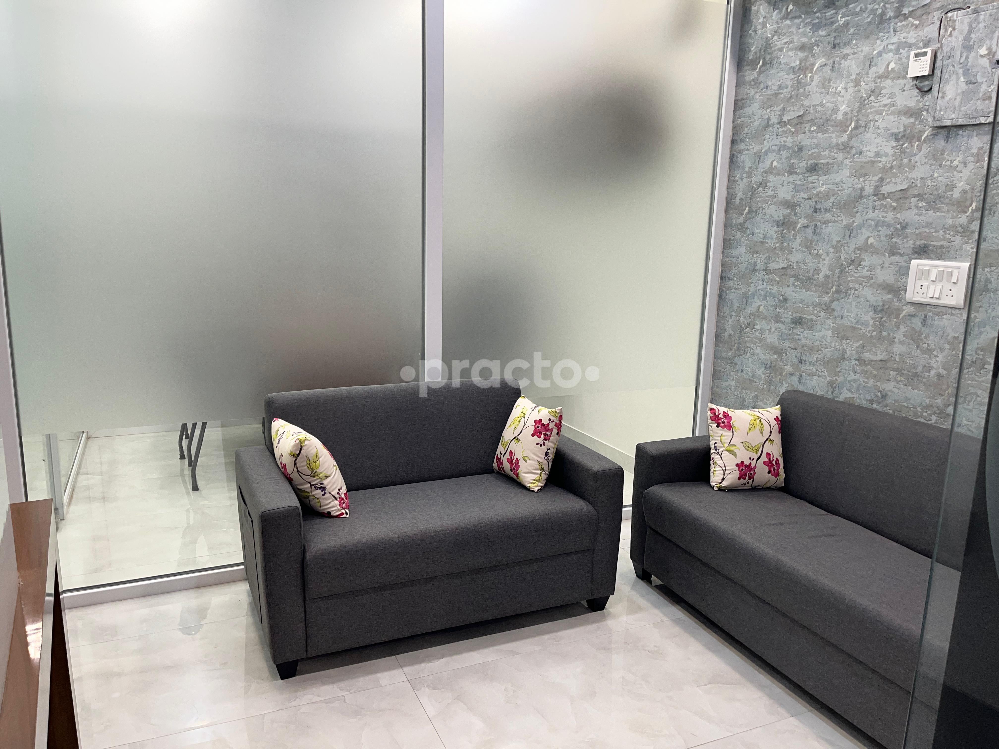 Waiting Area at Evara Neuropsychiatry Clinic Sector 76 Noida