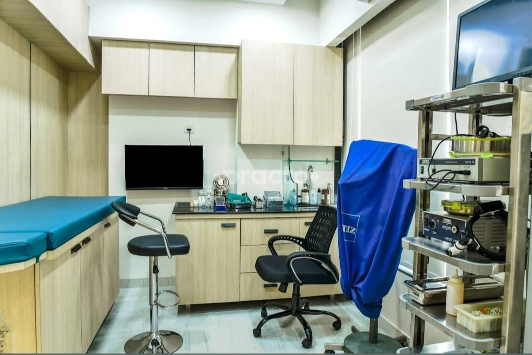 Equipment Area at One Clinic Ghatkopar Mumbai