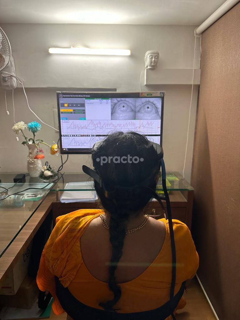 Equipment Area at Apple Clinic Kharghar Navi Mumbai