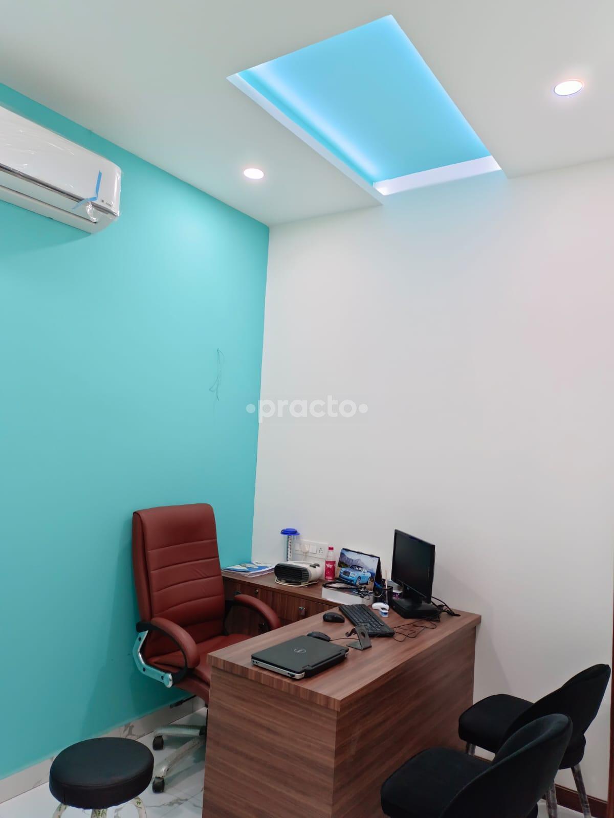 Consultation Room at Devoue Clinics Dwarka Expressway Gurgaon