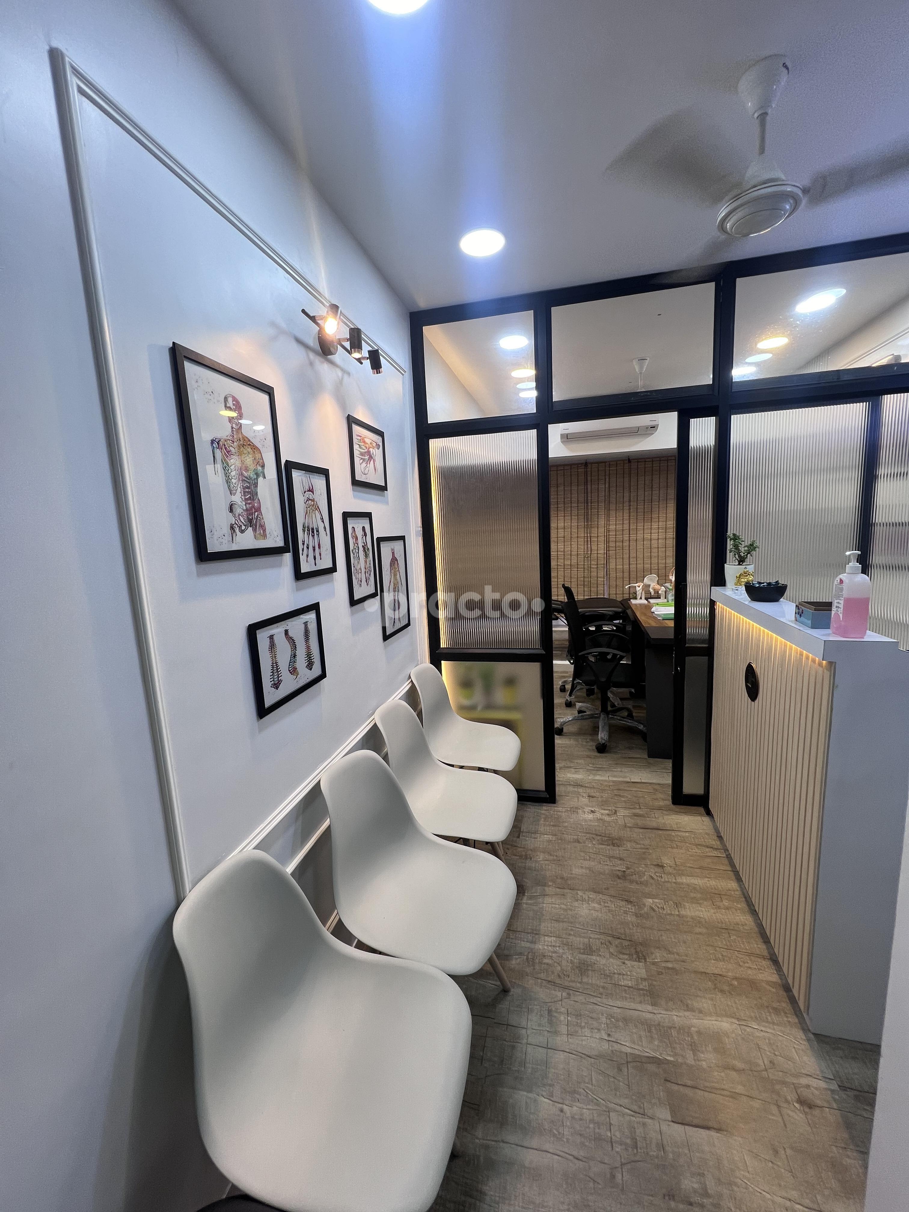 Waiting Area at Physiopod Healthcare Centre Chinchpokli Mumbai