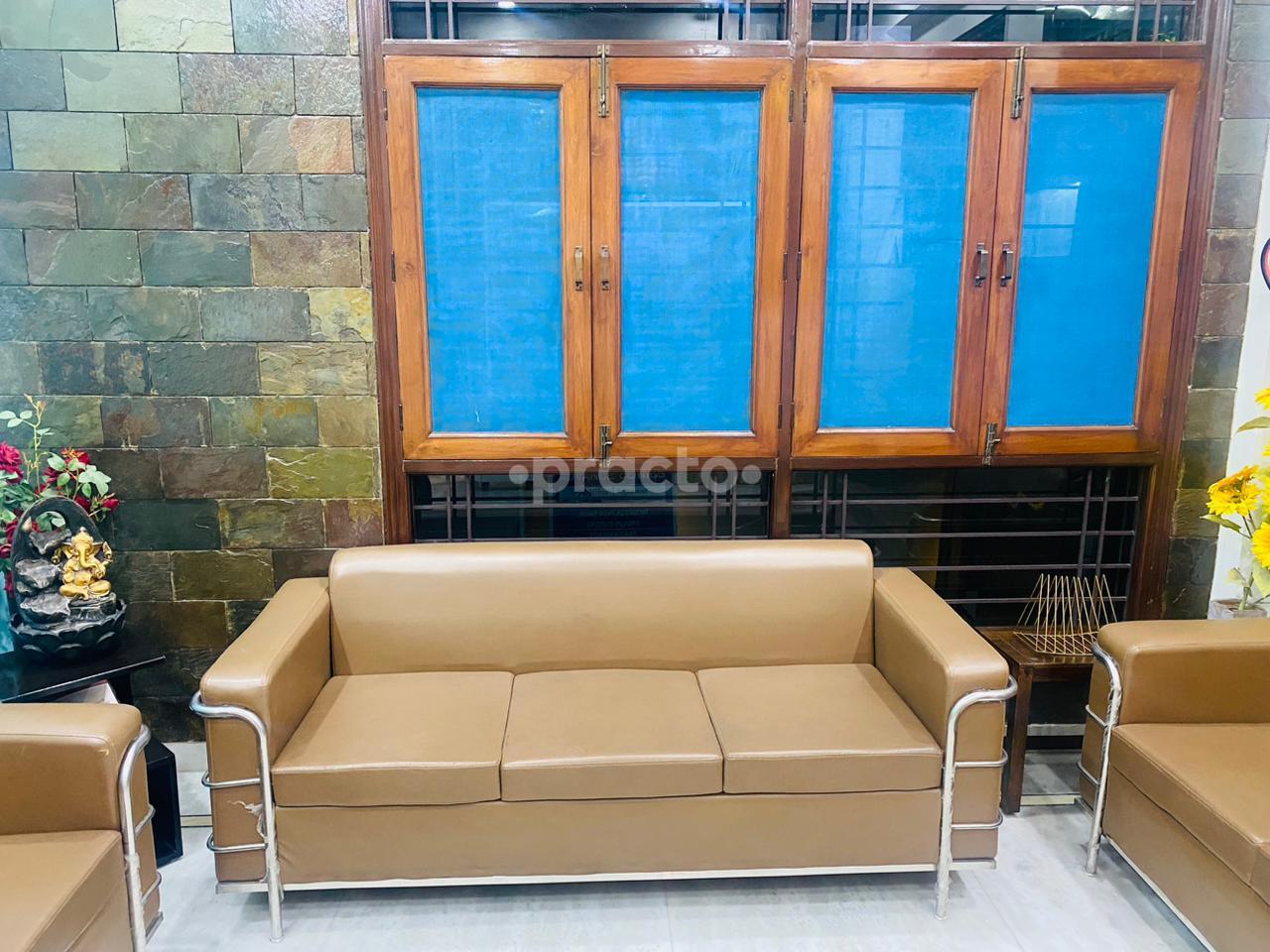 Waiting Area at Advance Plus Clinics Sector 53 Noida