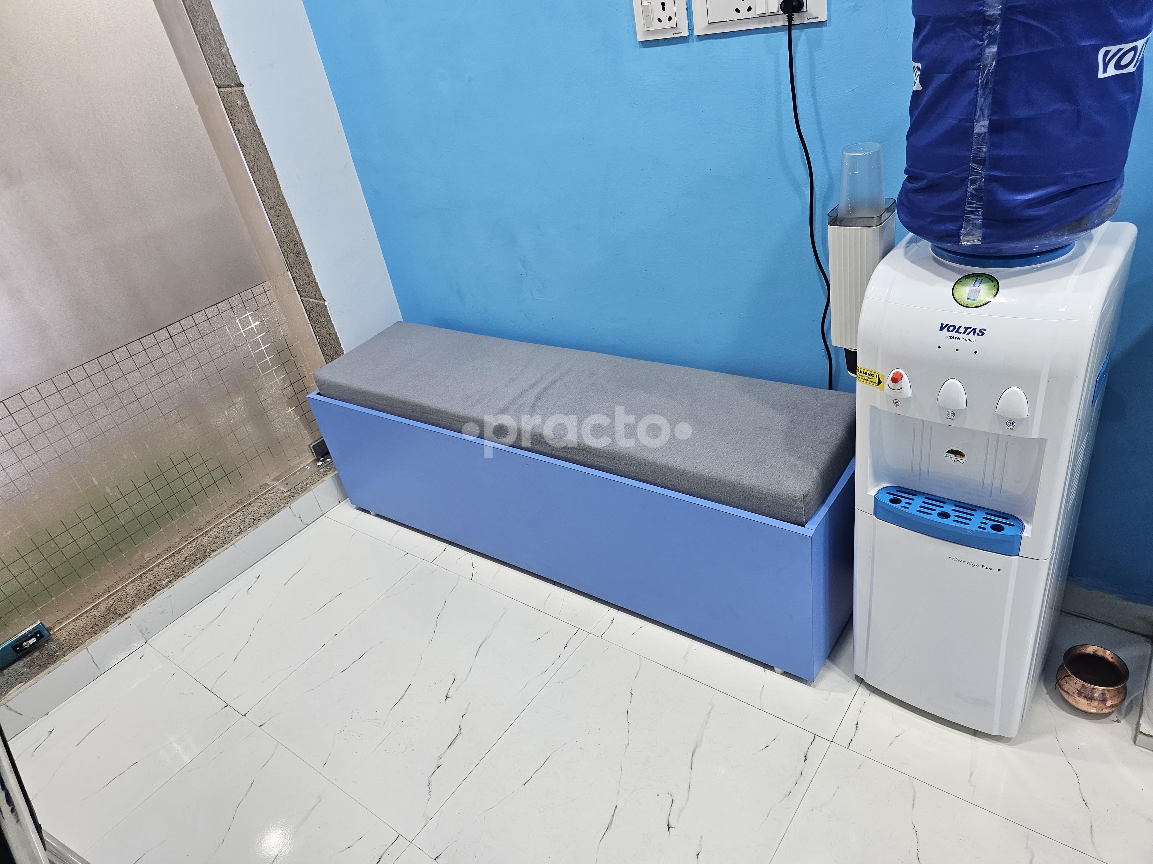 Waiting Area at Evoque Physio  Gurgaon Sector 69 Gurgaon