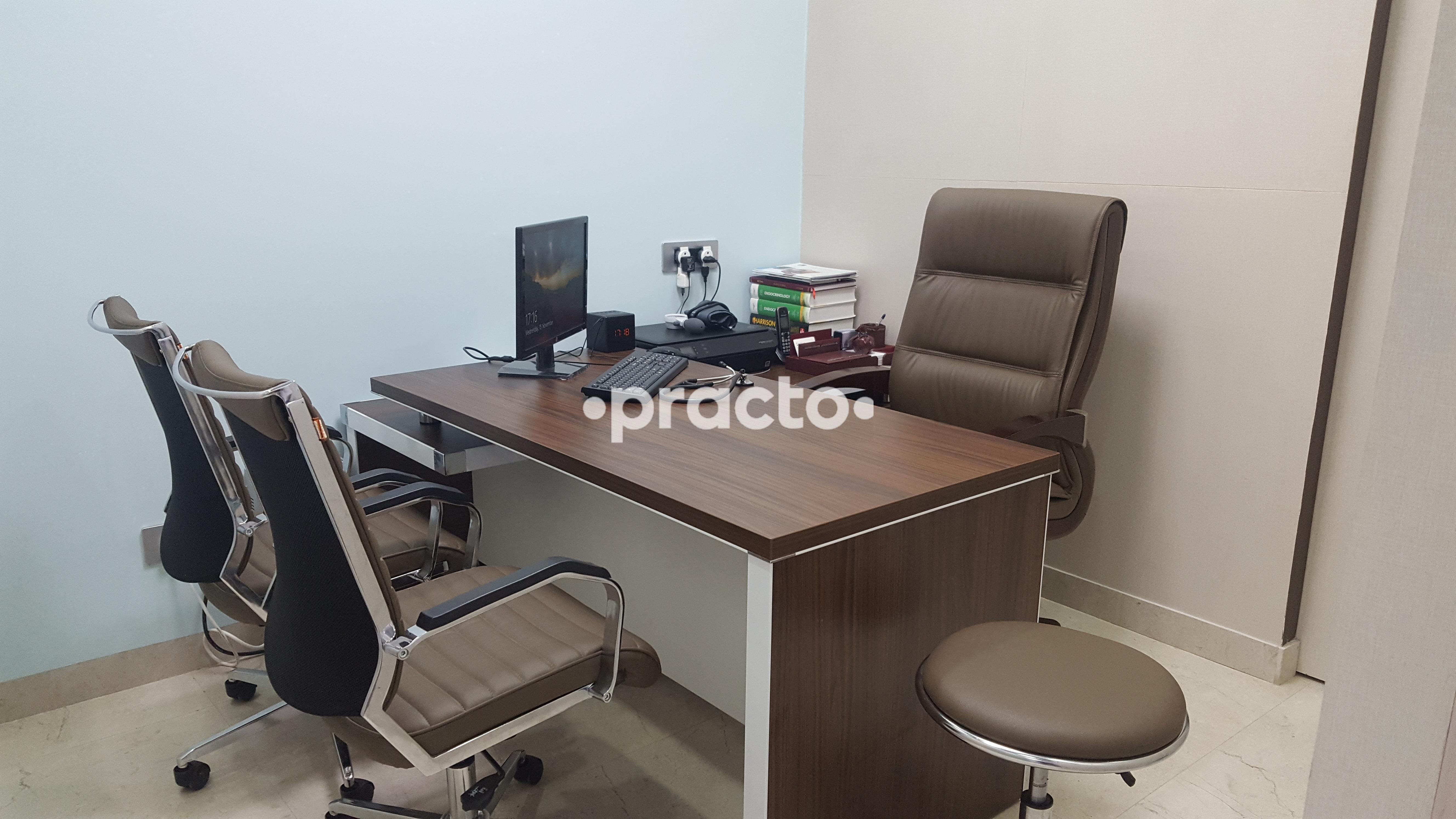 Reception Area at Kim &  Karter Clinic Punjabi Bagh Delhi