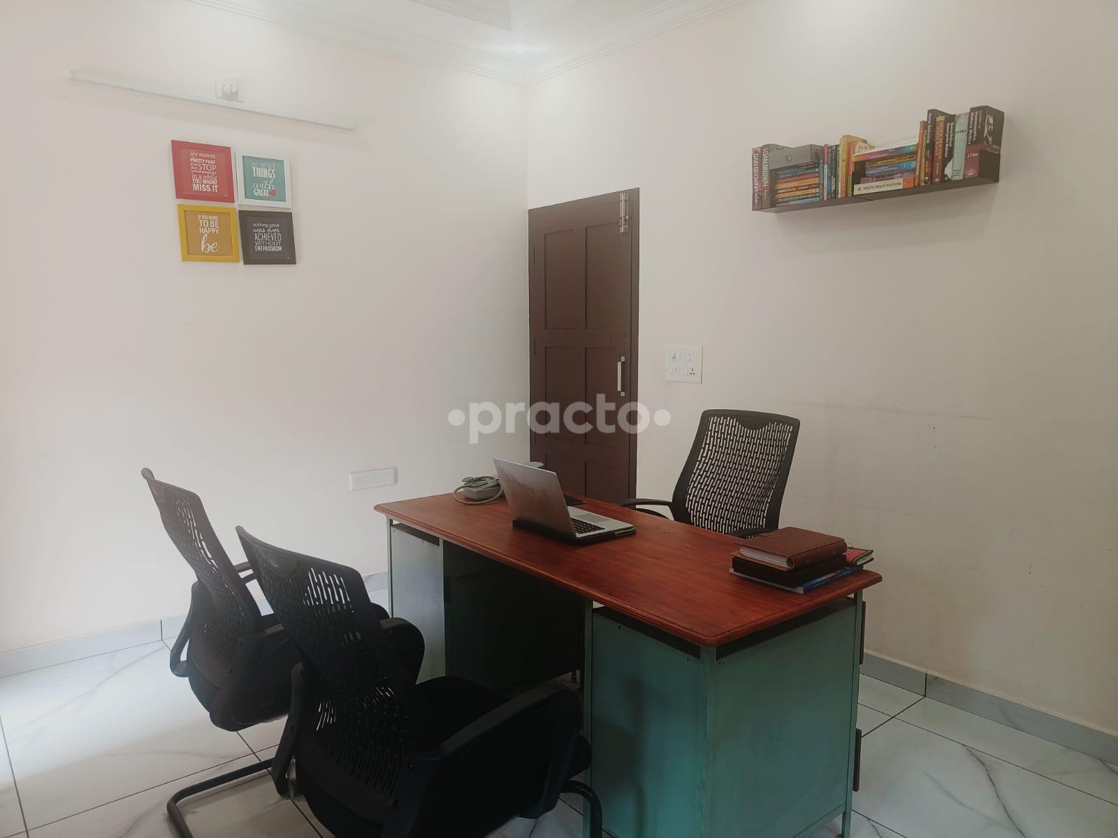 Dr. Ambili Pillai Clinic Perumbavoor Ernakulam