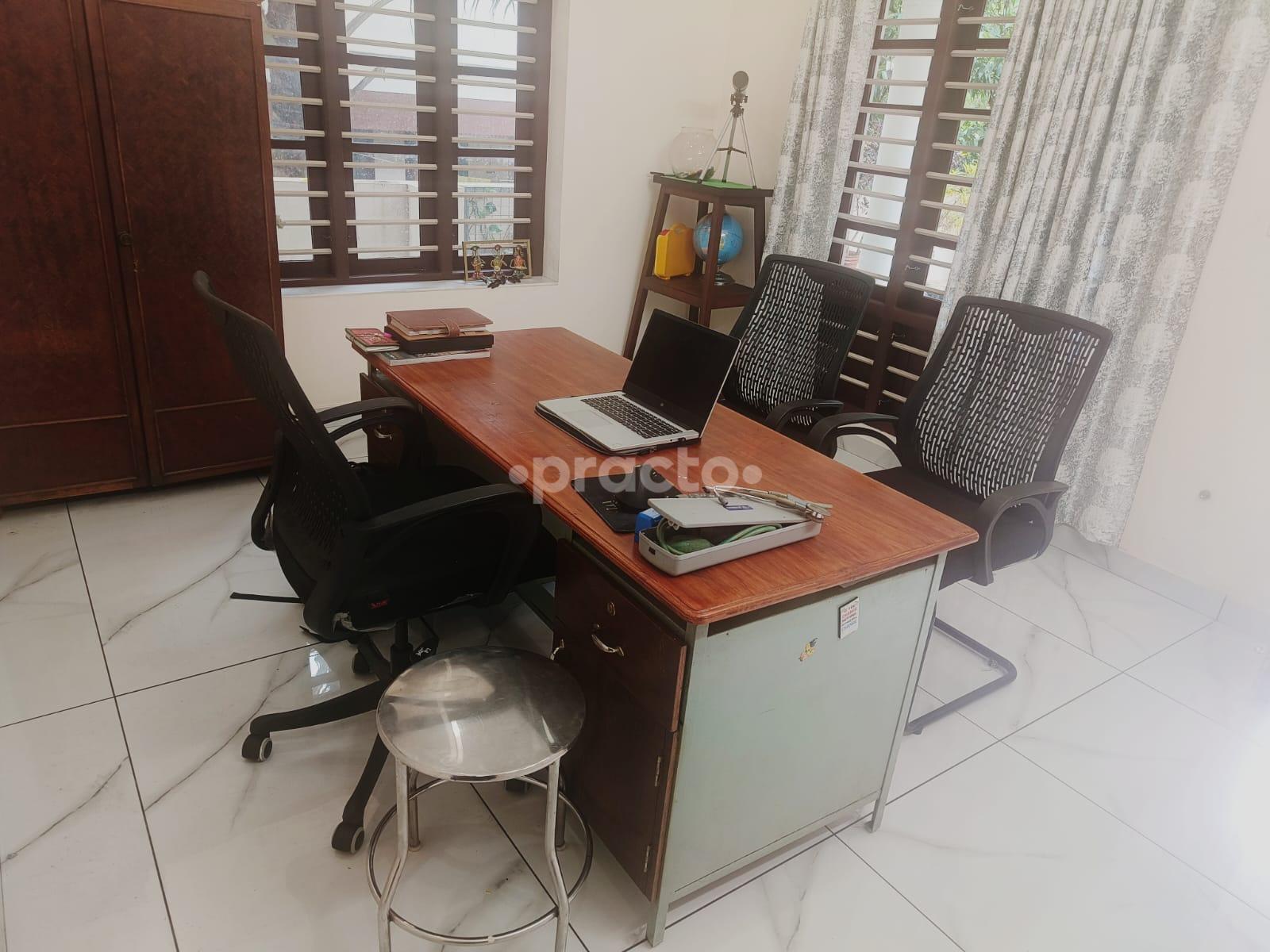 Dr. Ambili Pillai Clinic Perumbavoor Ernakulam