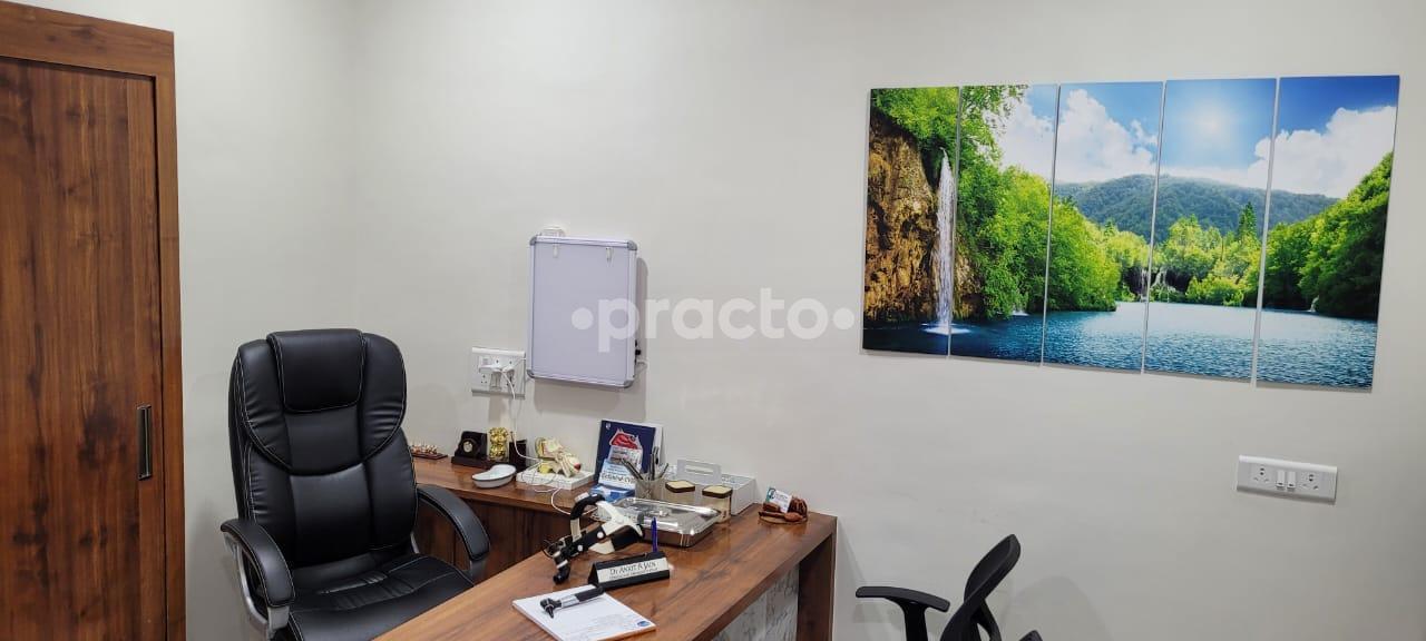 Consultation Room at Matunga Polyclinic Matunga Mumbai
