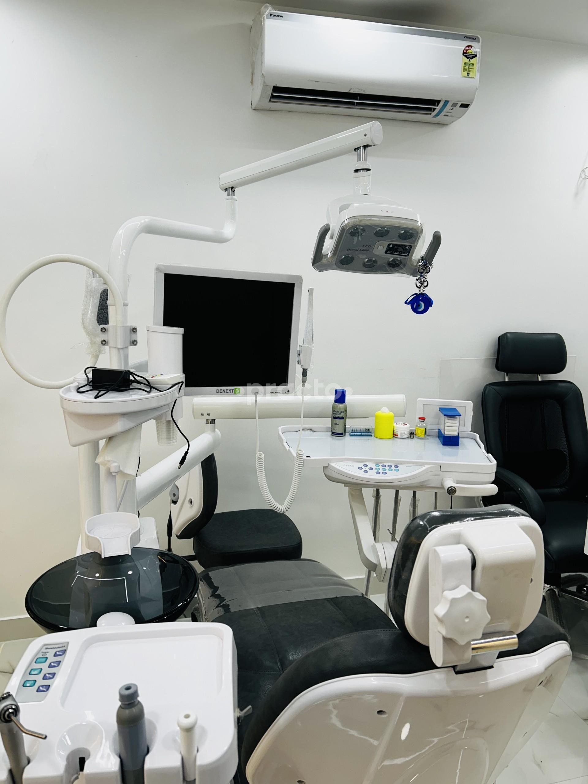 Operation Room at THE DENTAL CORNER Keshav Puram Delhi