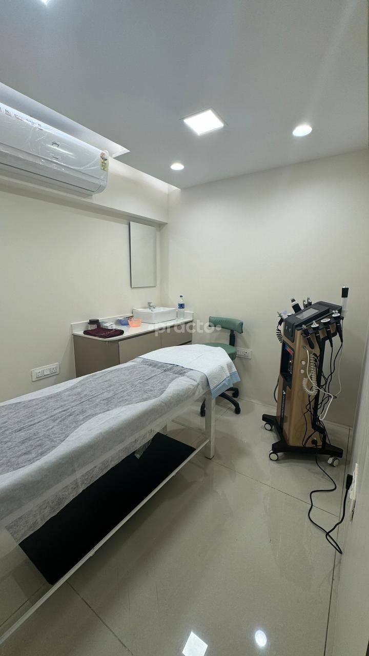 Operation Room at Kaytra Clinic Pimple Saudagar Pune