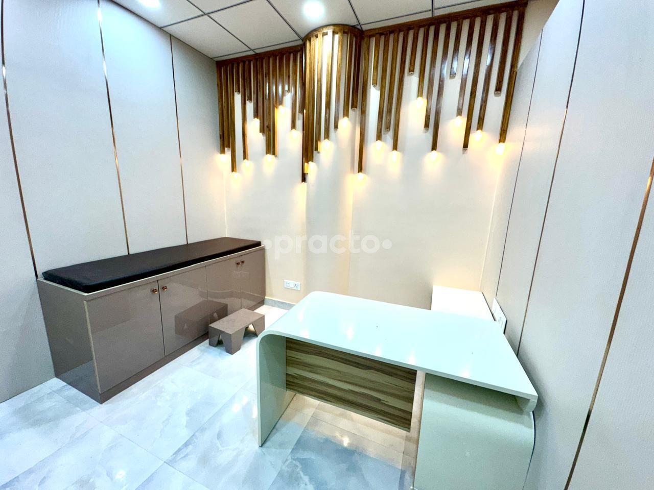 Consultation Room at Rathi Orthofit Clinic Dwarka Expressway Gurgaon