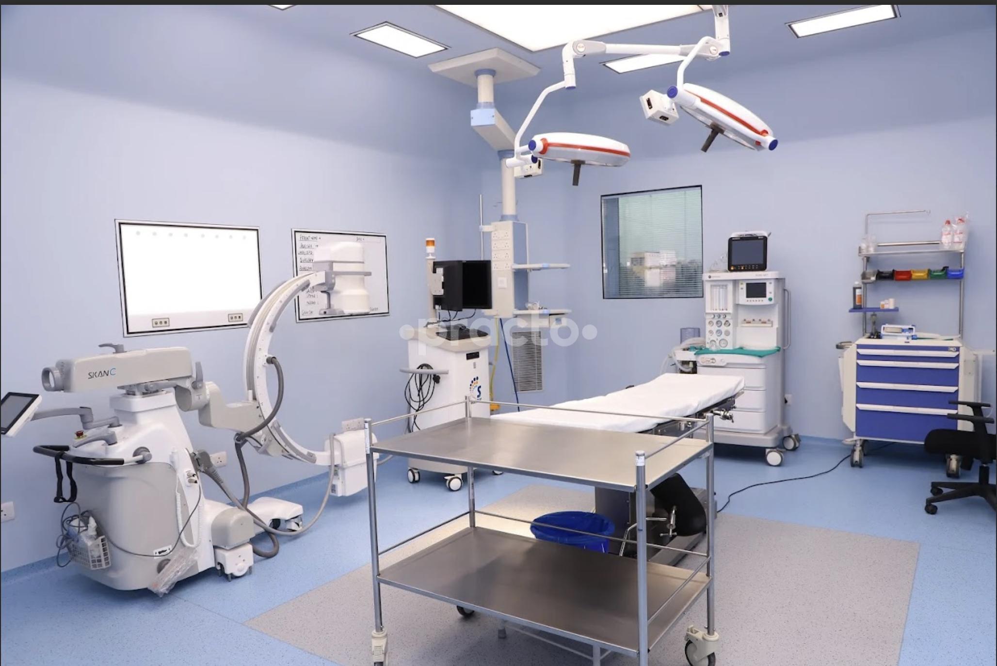 Le Crest Medico Center Sahibabad Ghaziabad