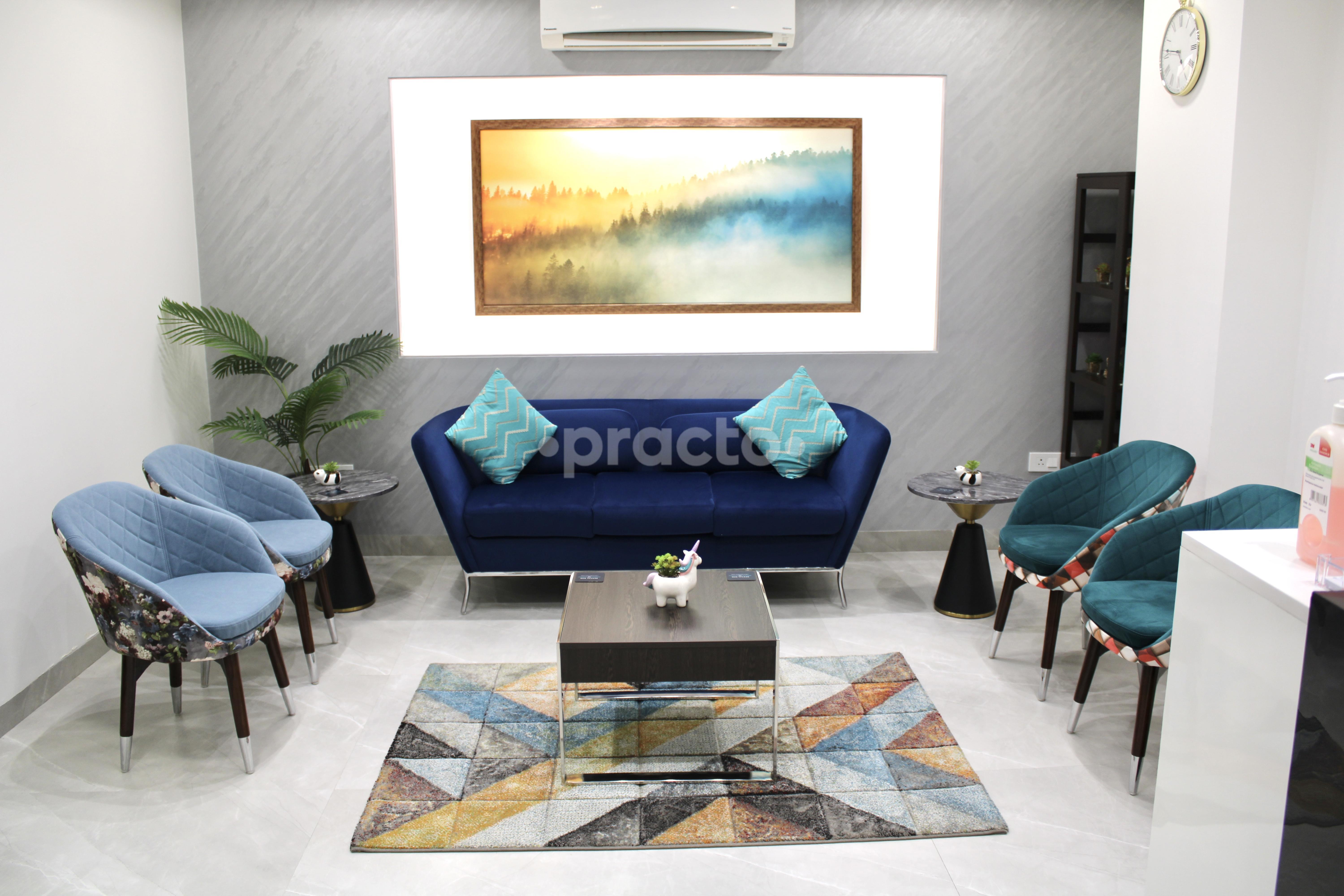 Waiting Area at Dental Pod A Multispeciality Clinic Gurgaon Sector 27 Gurgaon