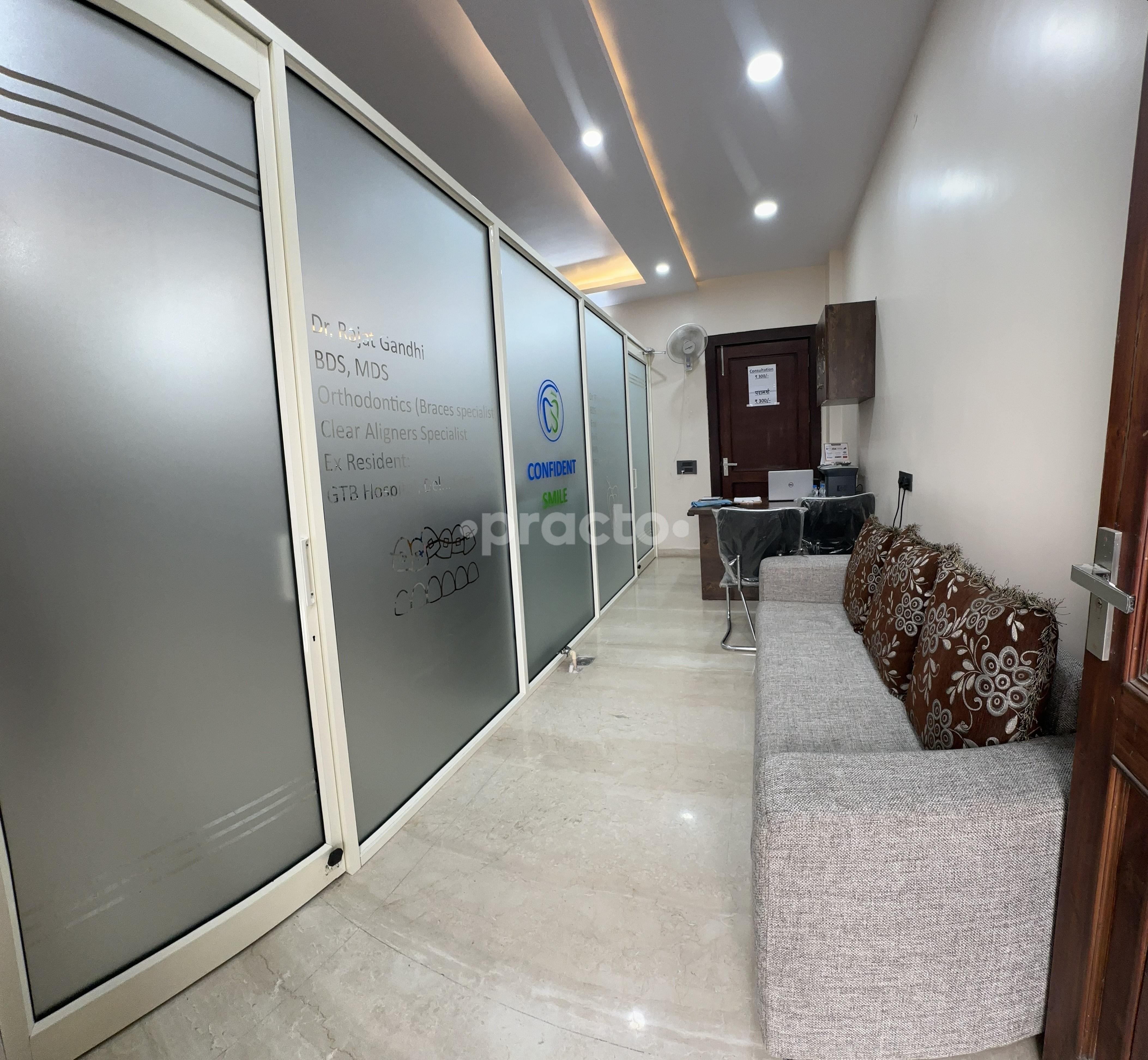 Waiting Area at Confident Smile Advanced Dental Care Sector 21B Faridabad
