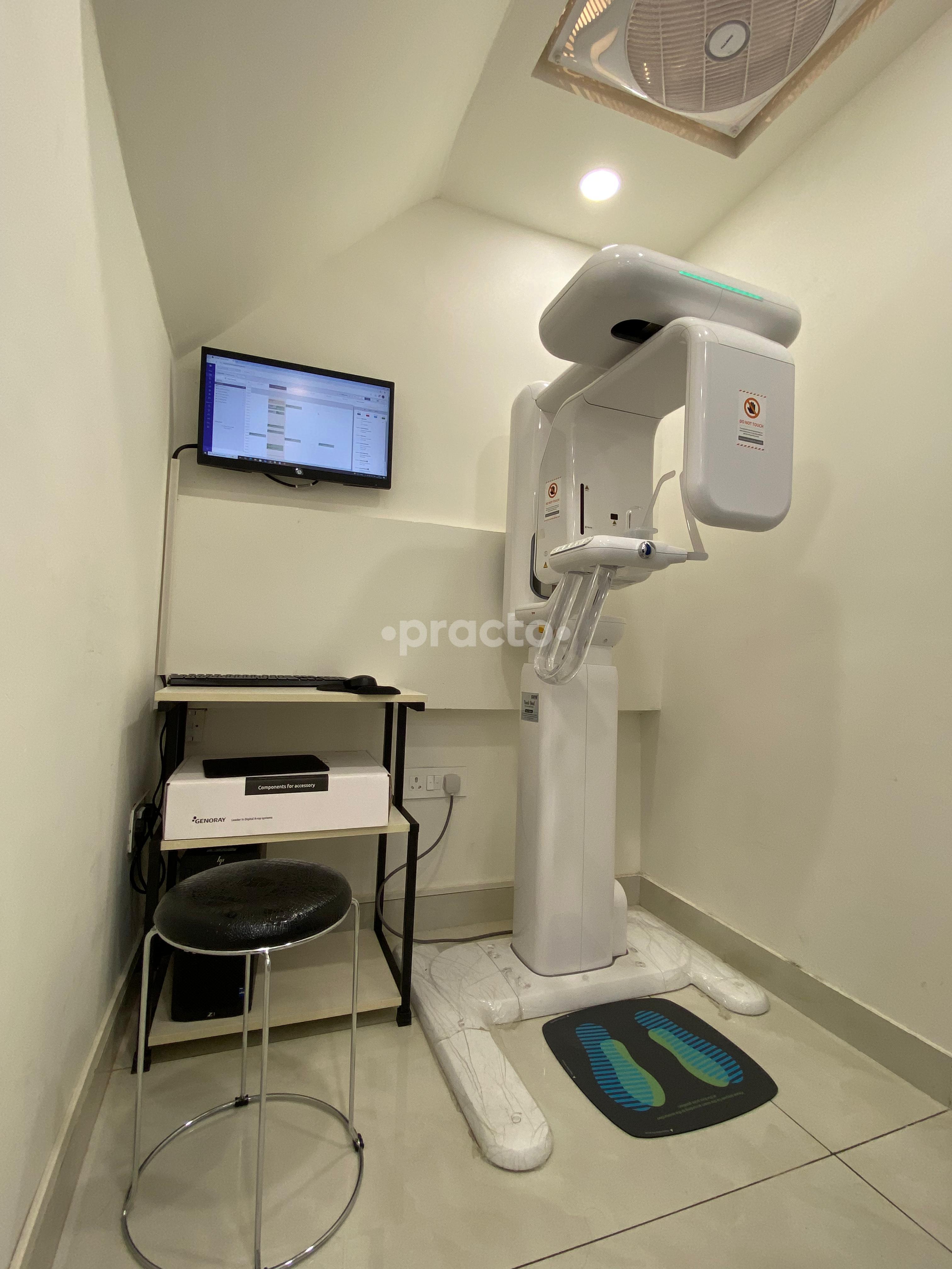 Equipments at Holistic Dental DLF Phase IV Gurgaon