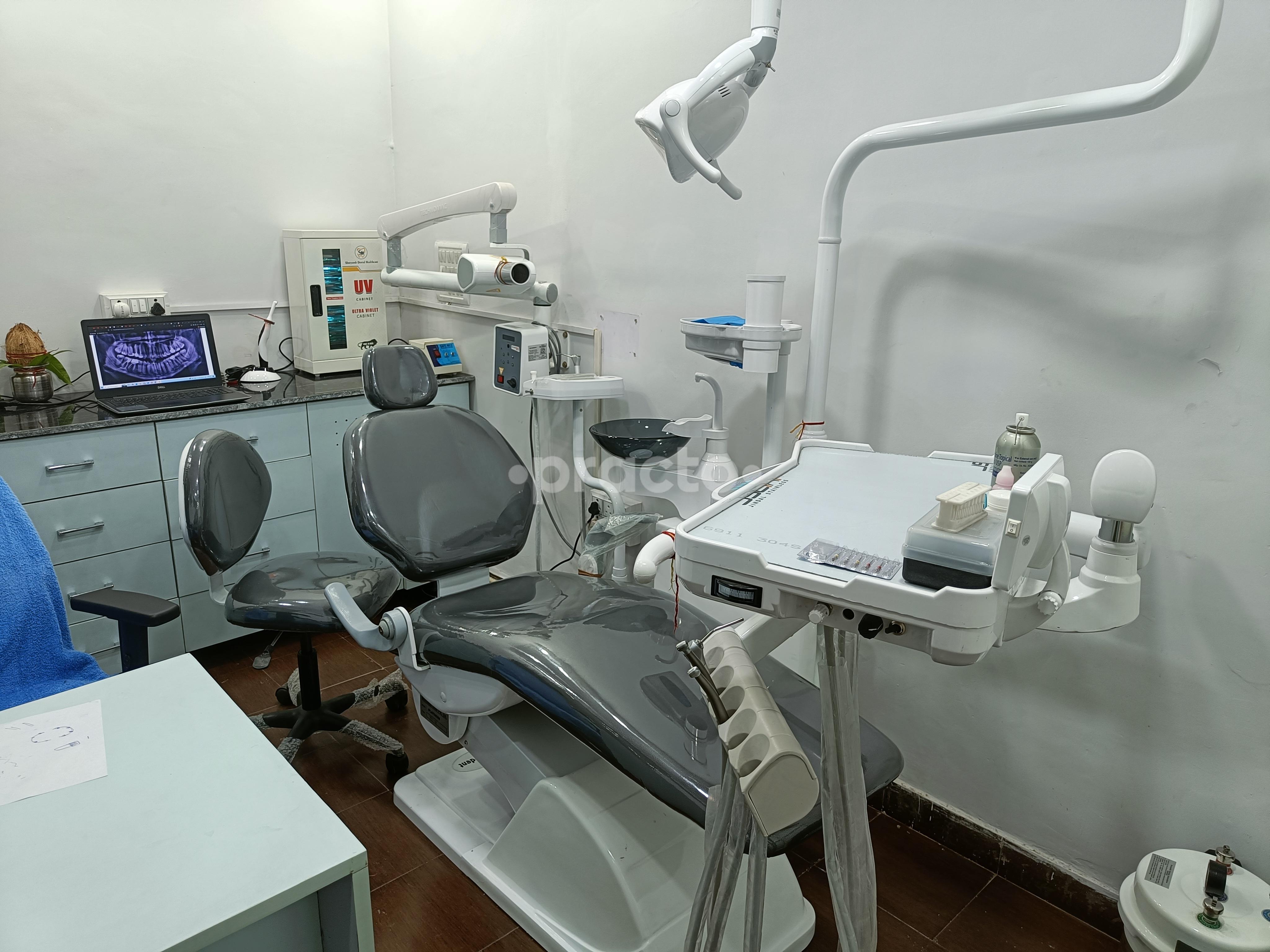 Consultation Room at Vedanta Dental & Implant Center Dilshad Garden Delhi