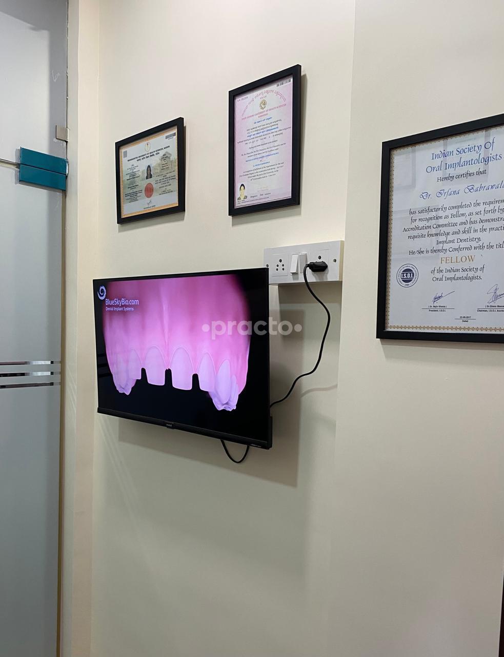 Waiting Area at Dr. Irfanas Dental Studio Jogeshwari West Mumbai