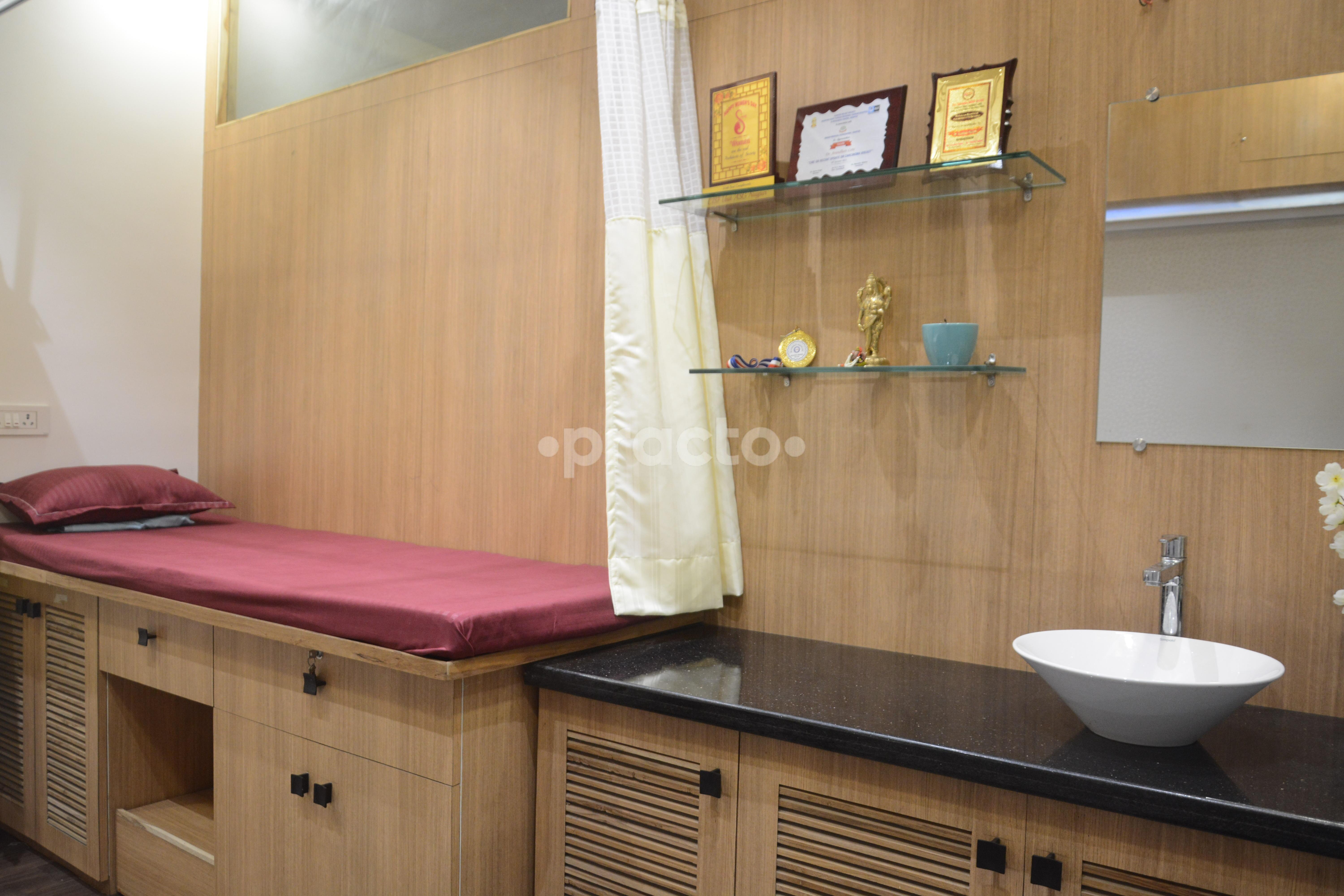 Consultation Room at Panacea Clinic Dhantoli Nagpur
