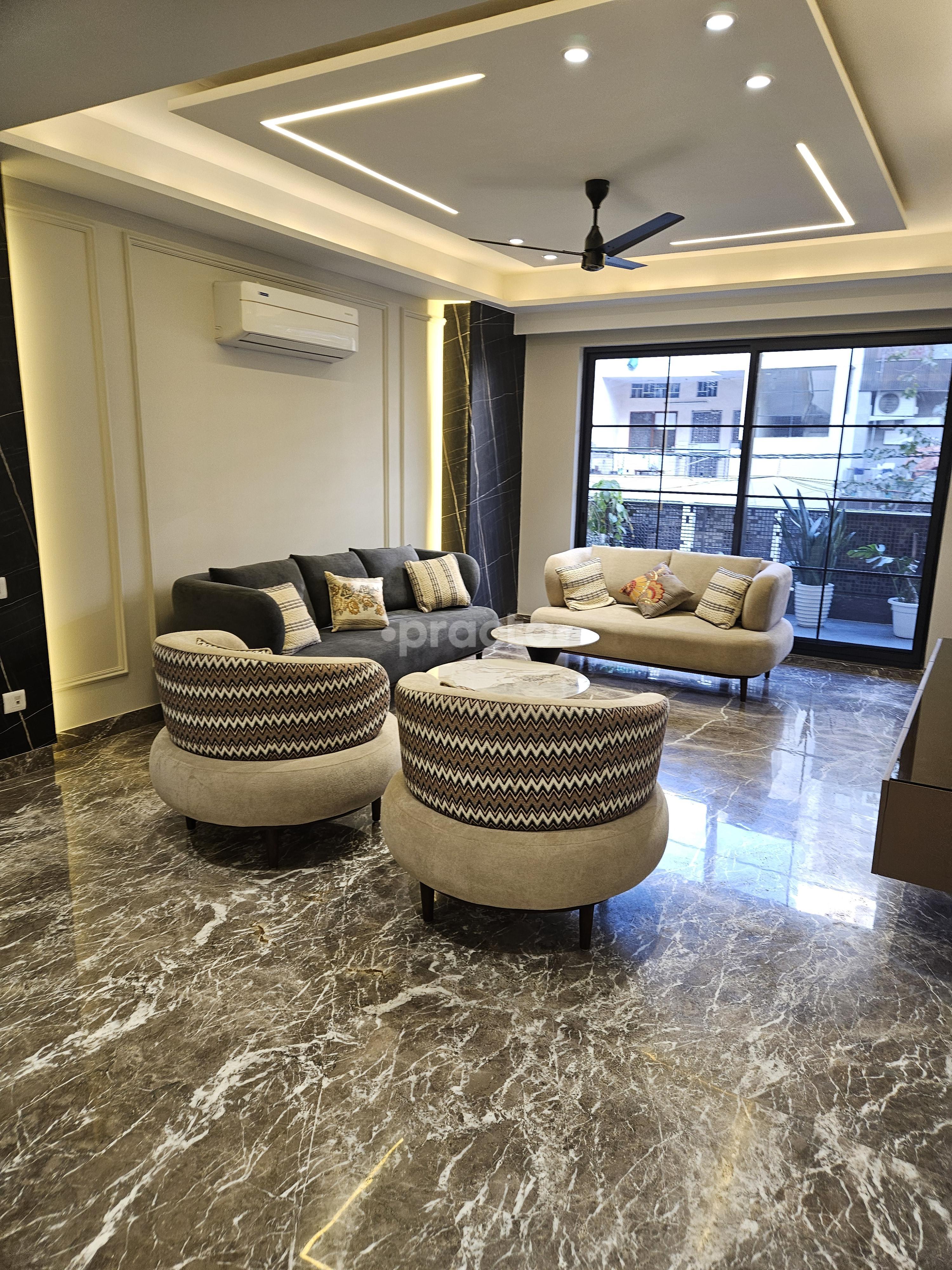 Waiting Area at Glamm Dental Janakpuri Delhi