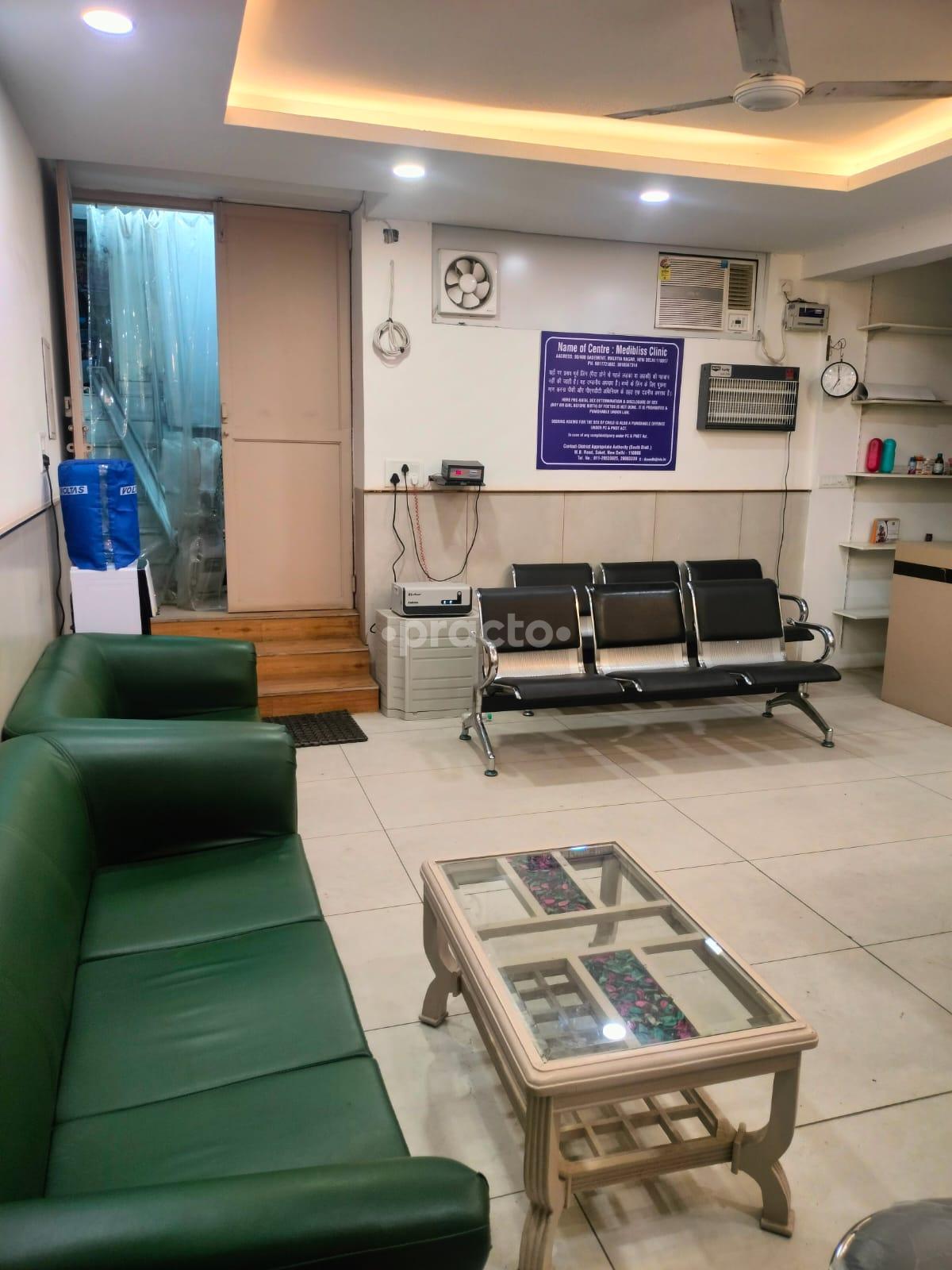 Waiting Area at Medibliss Clinic Malviya Nagar Delhi