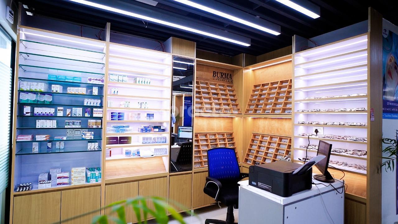 Waiting Area at Eye Mantra Hospital DLF Phase I Gurgaon