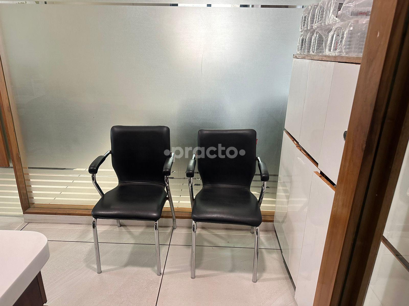 Waiting Area at Pathya Diet Care Satellite Ahmedabad