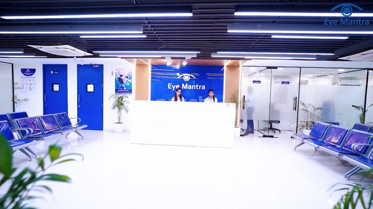 Waiting Area at Eye Mantra Hospital Patel Nagar Ghaziabad