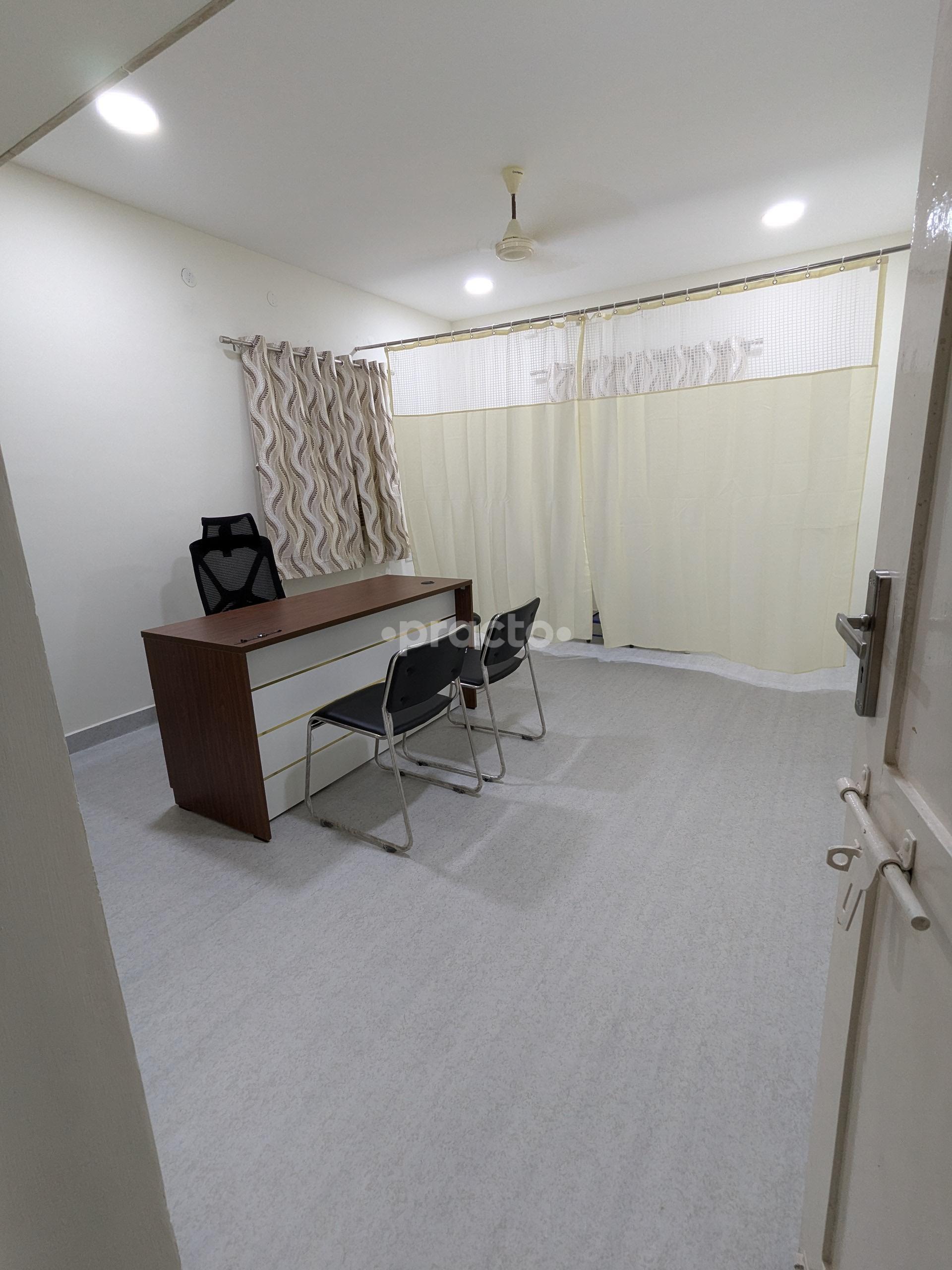 Consultation Room at Madras Diabetic Care Medavakkam Chennai
