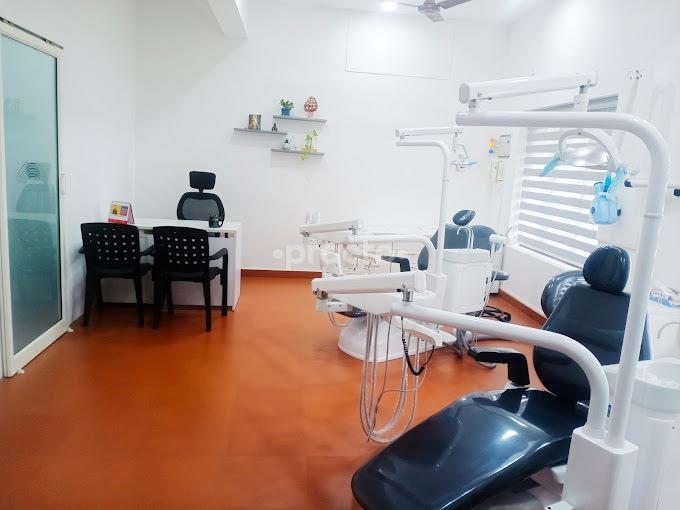 Equipment Area at Dr. Shilpa's Dental Clinic Kowdiar Thiruvananthapuram