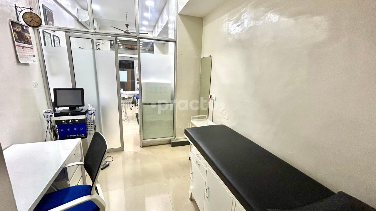 Consultation Room at House of Health Multispecialty Clinic Andheri West Mumbai