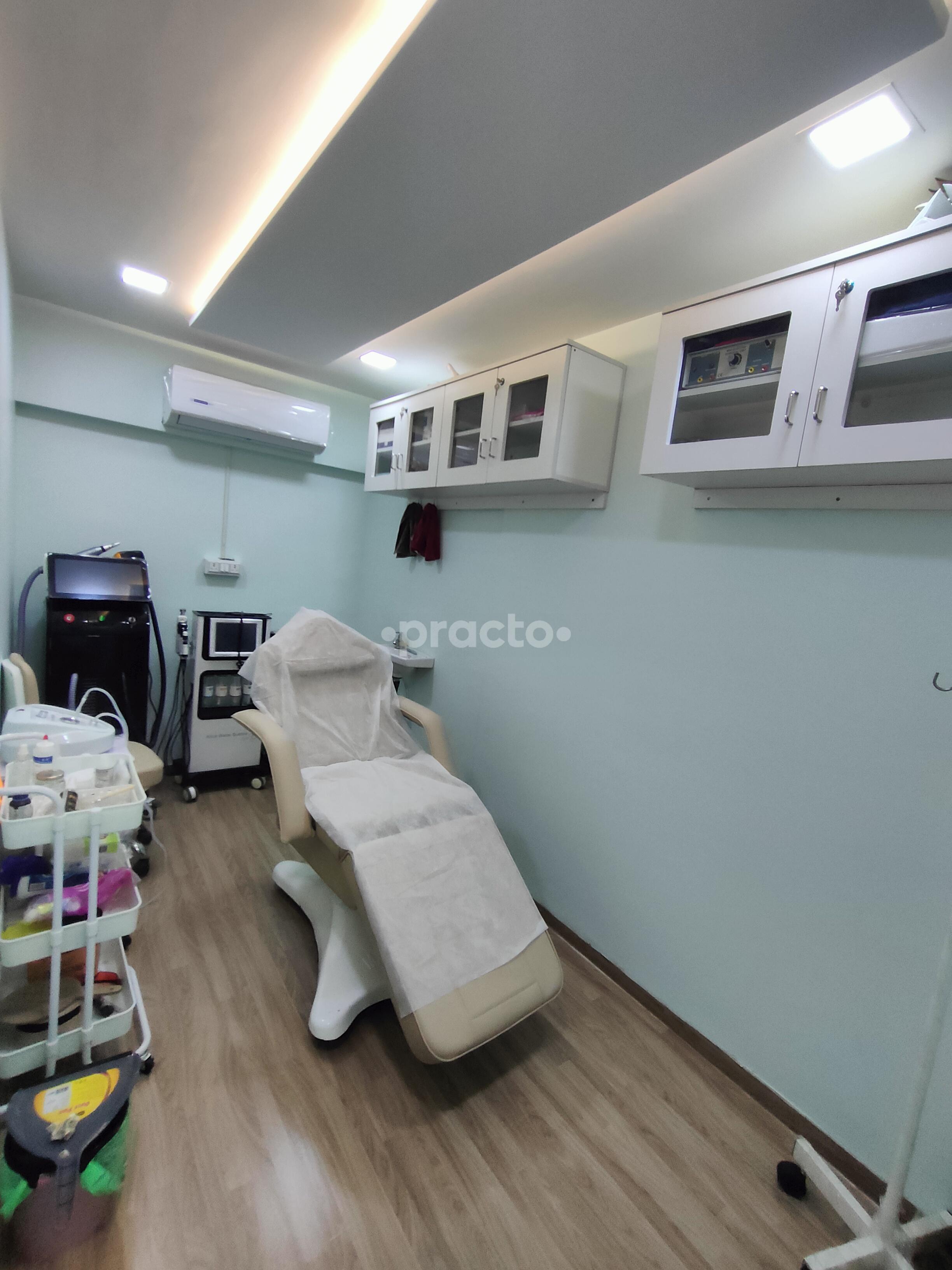 Equipment Area at Auraah Clinic Kharghar Navi Mumbai