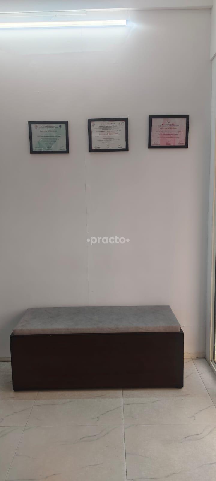 Waiting Area at Dr. Anam's Women Health Clinic Gurgaon Sector 51 Gurgaon