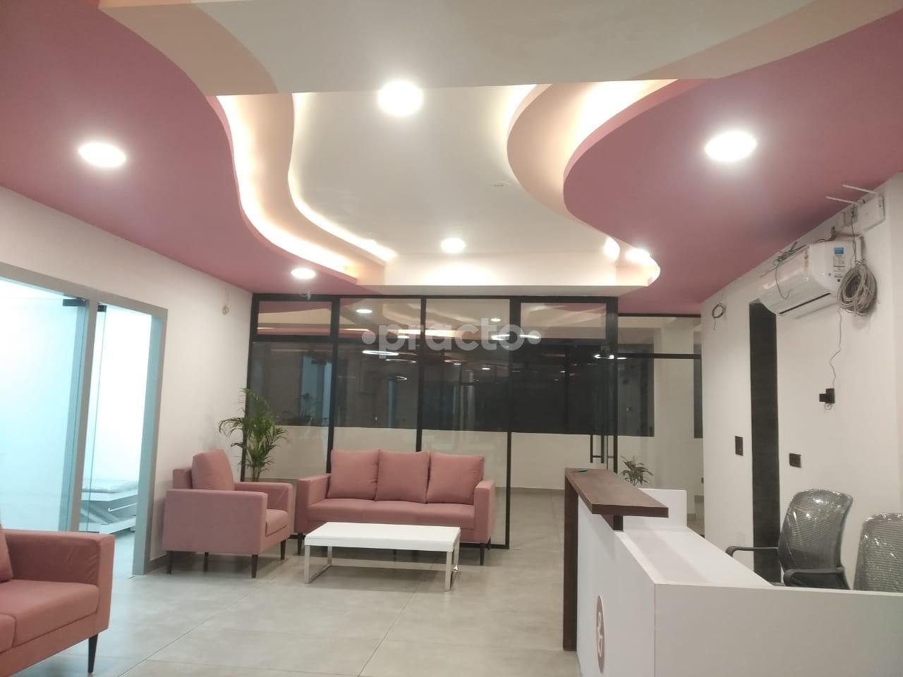 Waiting Area at Omama Clinic Gurgaon Sector 57 Gurgaon