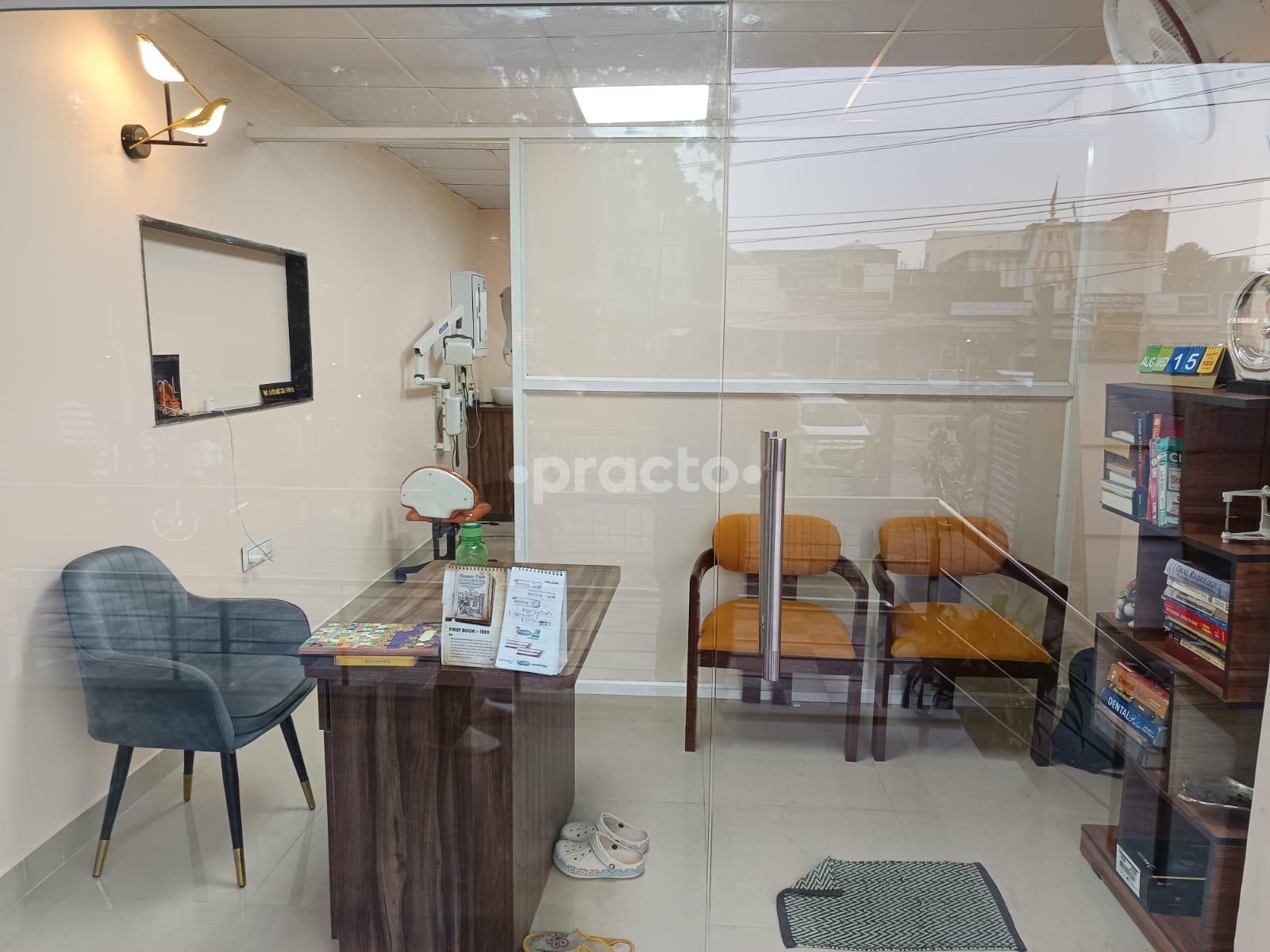 Reception Area at Gupta Dental Clinic  Khatipura Road Jaipur