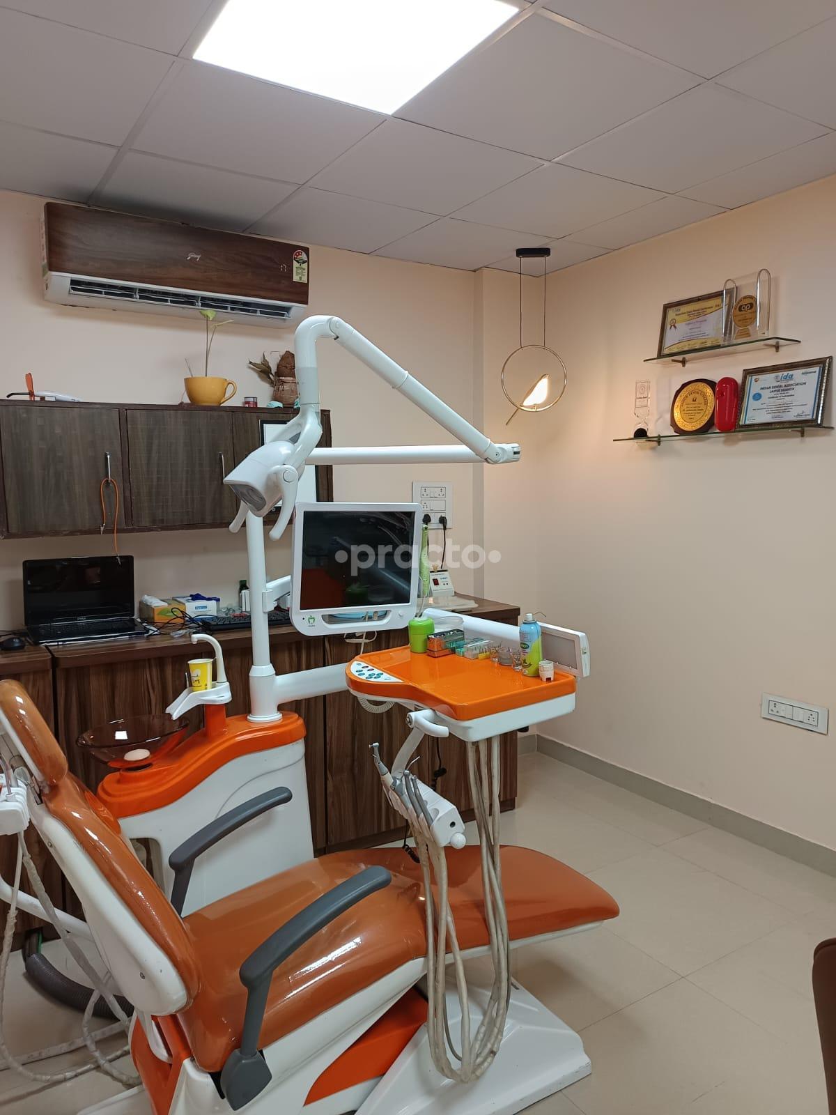 Consultation Room at Gupta Dental Clinic  Khatipura Road Jaipur