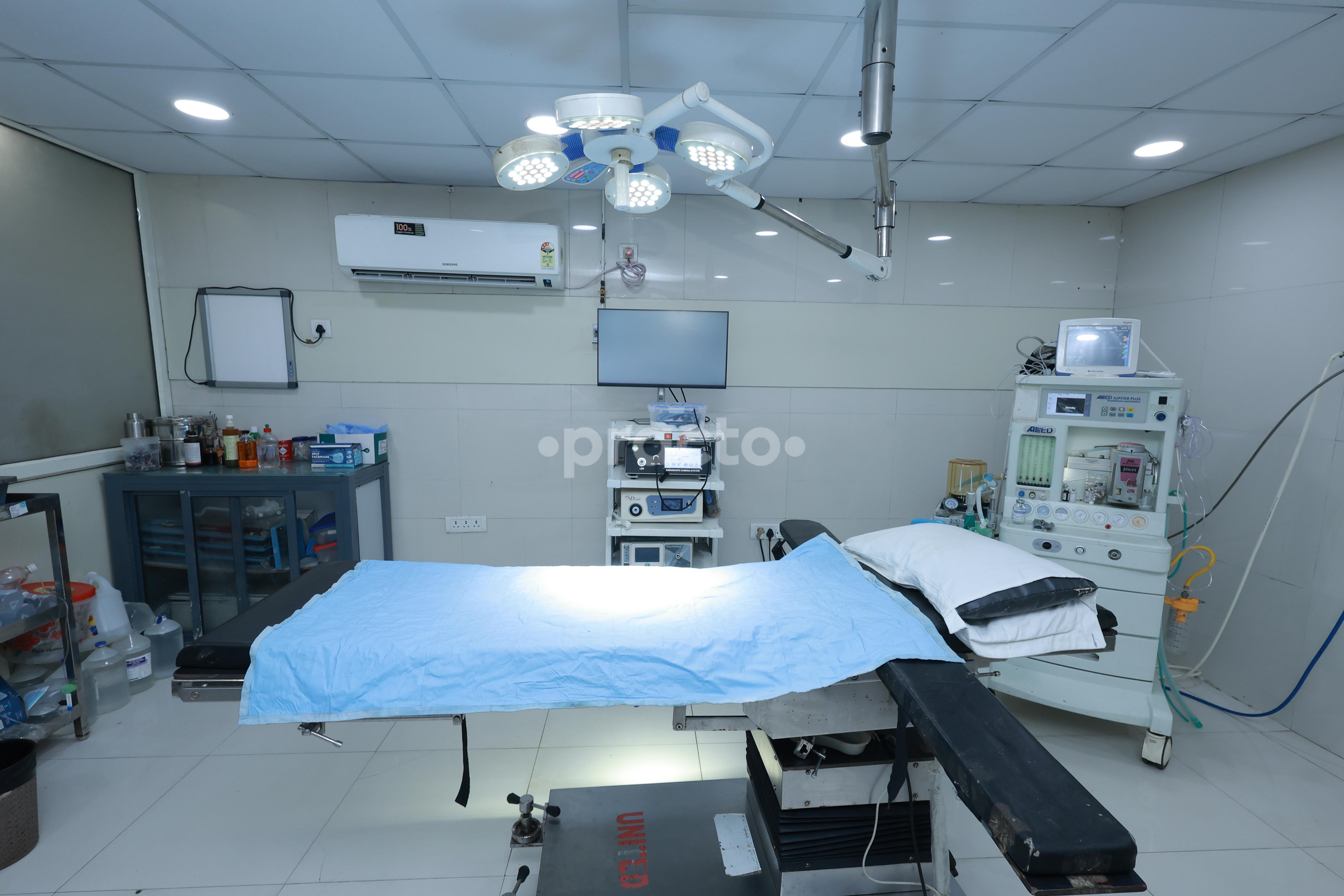 Operation Room at Anand Mangal Hospital Kamla Nagar Agra